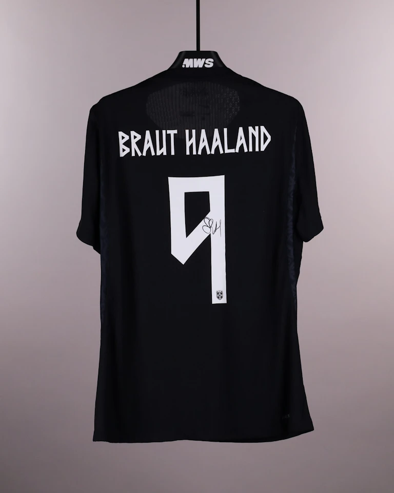 Erling Haaland Norway shirt