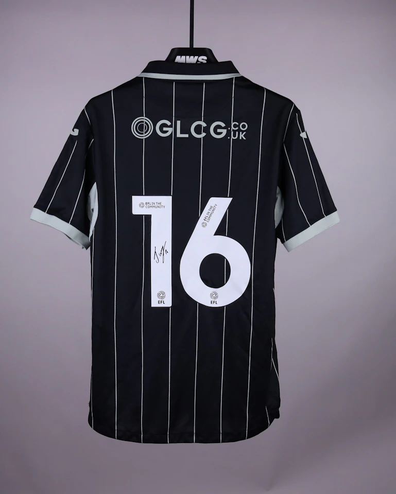 Jacob Wright Norwich City jersey