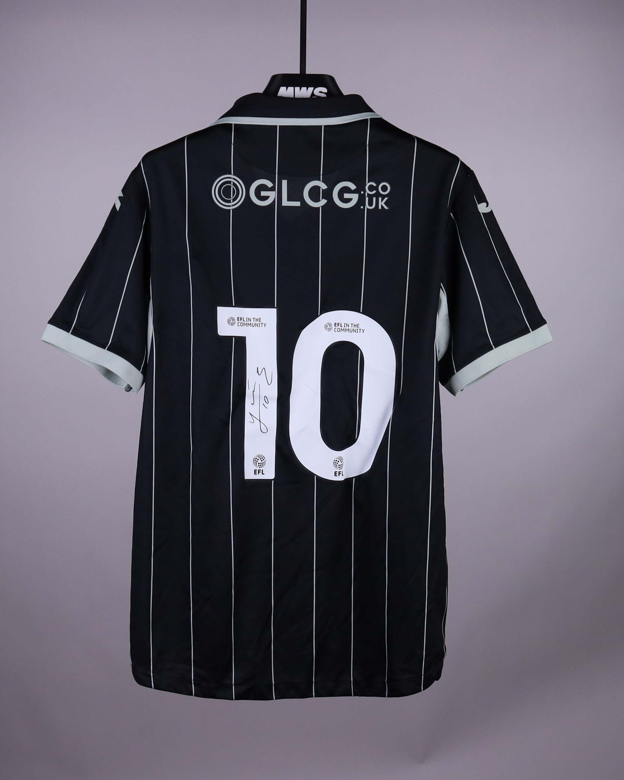 Matěj Jurásek Norwich City jersey