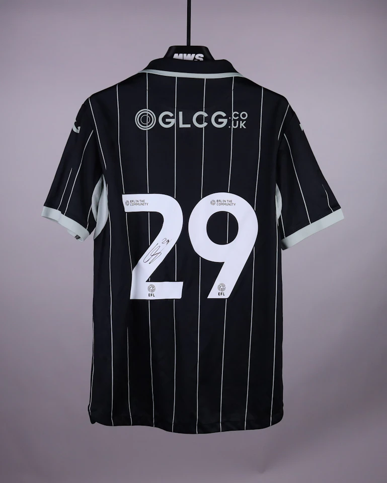 Oscar Schwartau Norwich City jersey