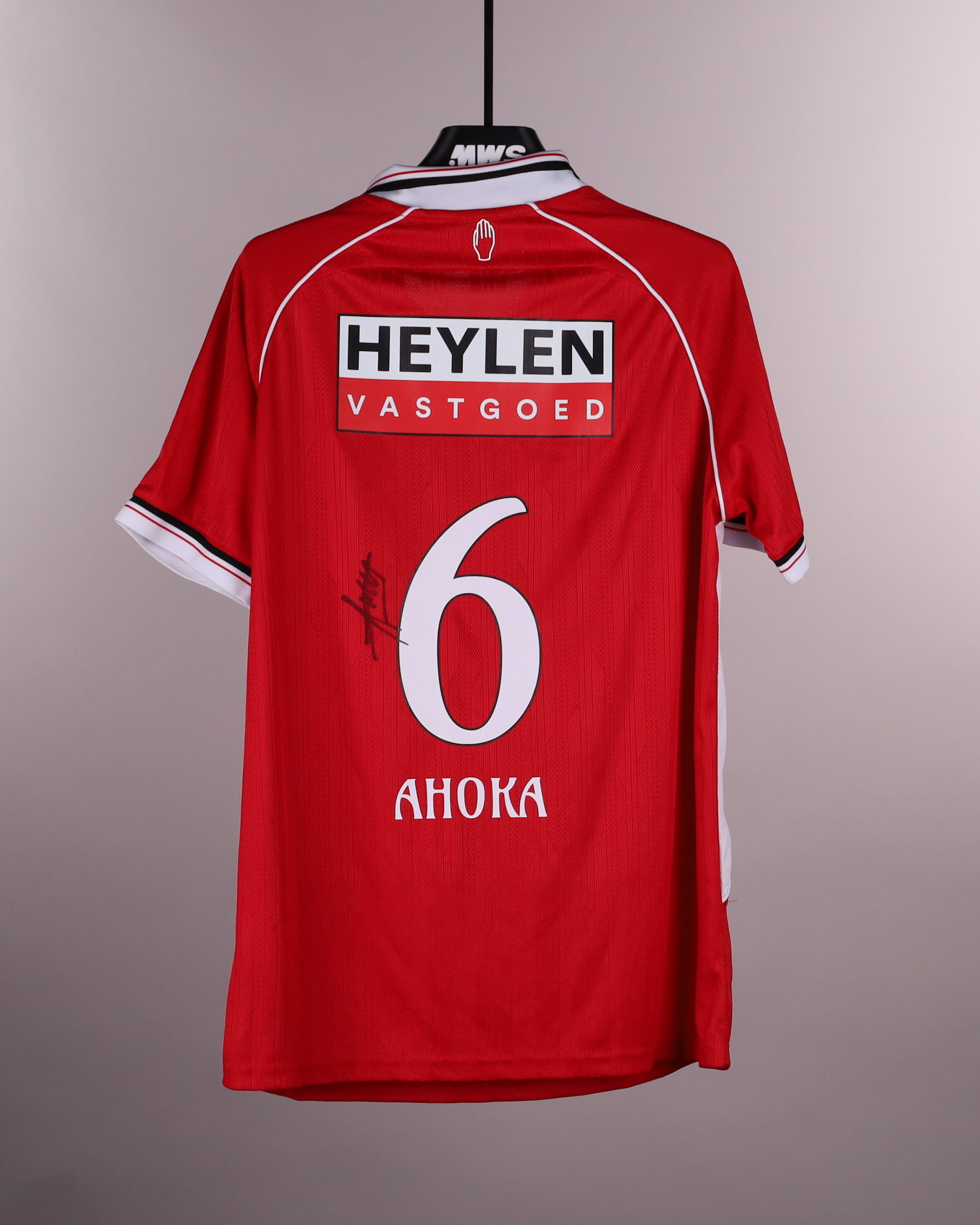 Shirt van Jules Ahoka Jules Royal Antwerp FC