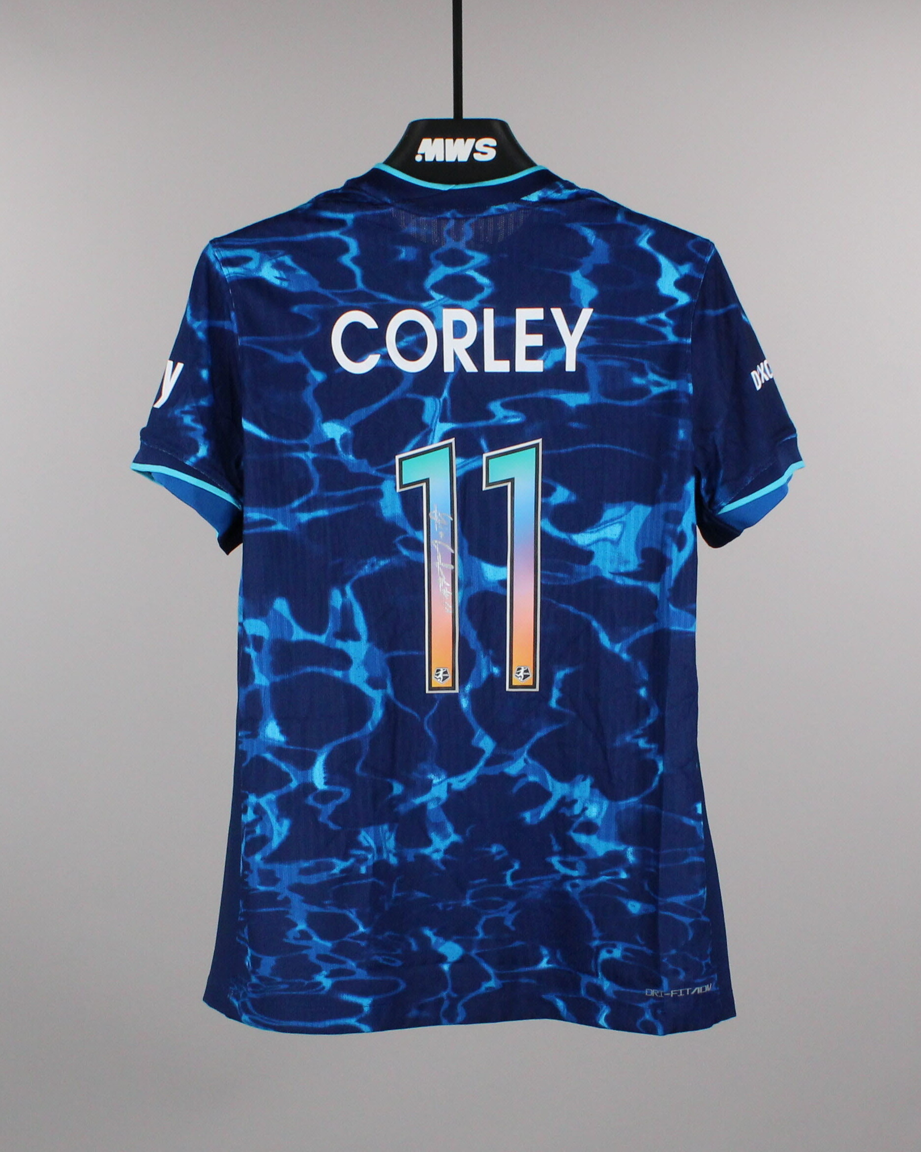 Gia Corley San Diego Wave FC jersey