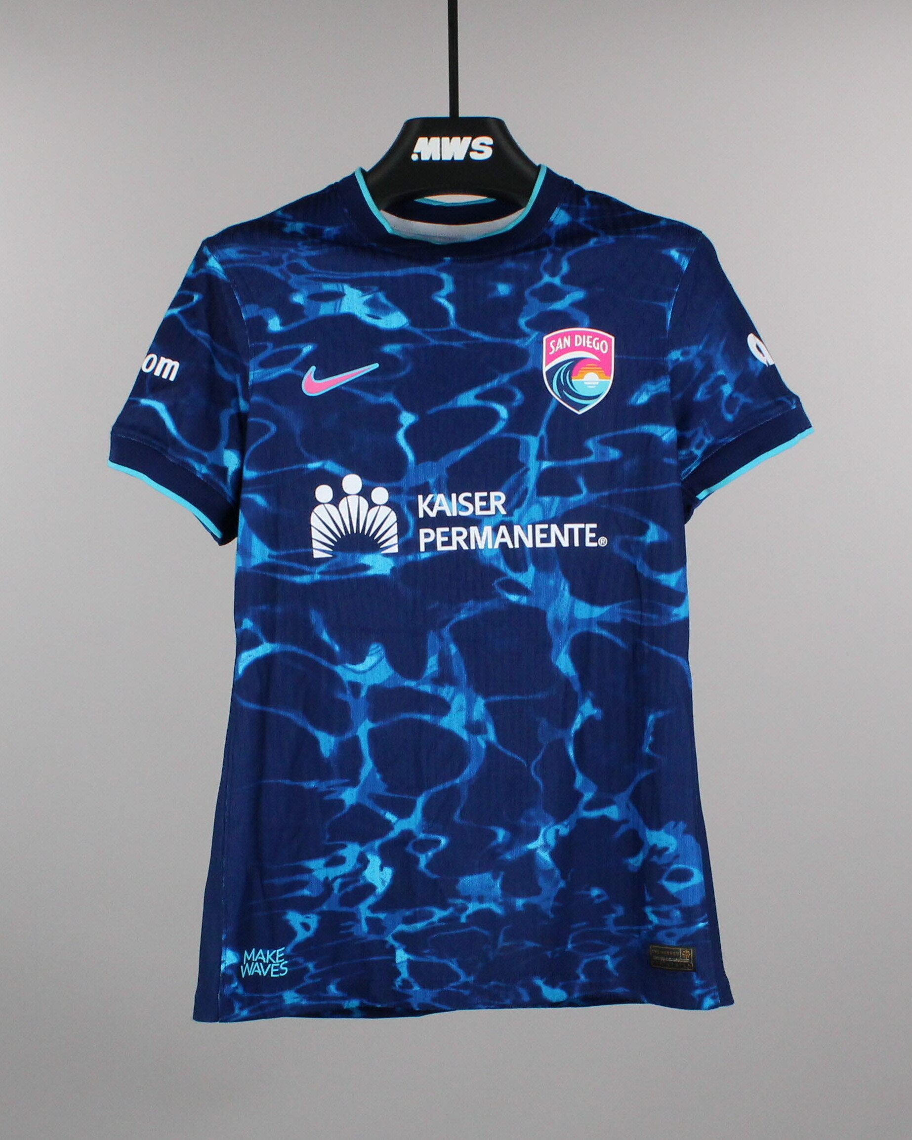 Melanie Barcenas San Diego Wave FC jersey