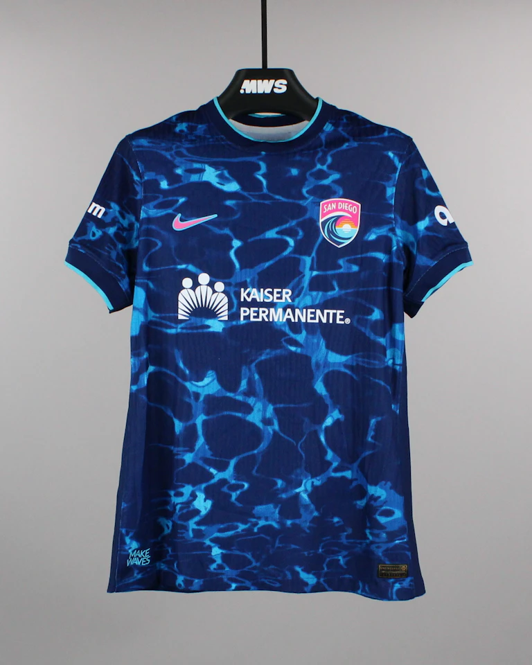 Kimmi Ascanio San Diego Wave FC jersey
