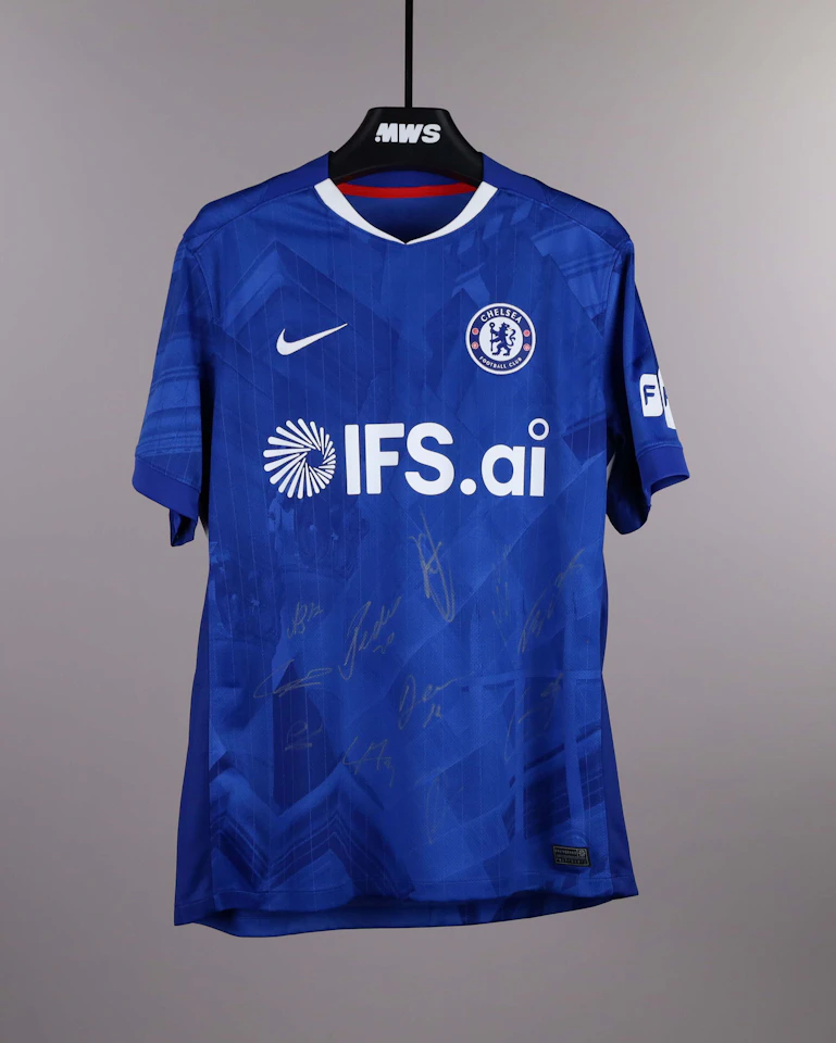 Squad Signed Shirt | Chelsea