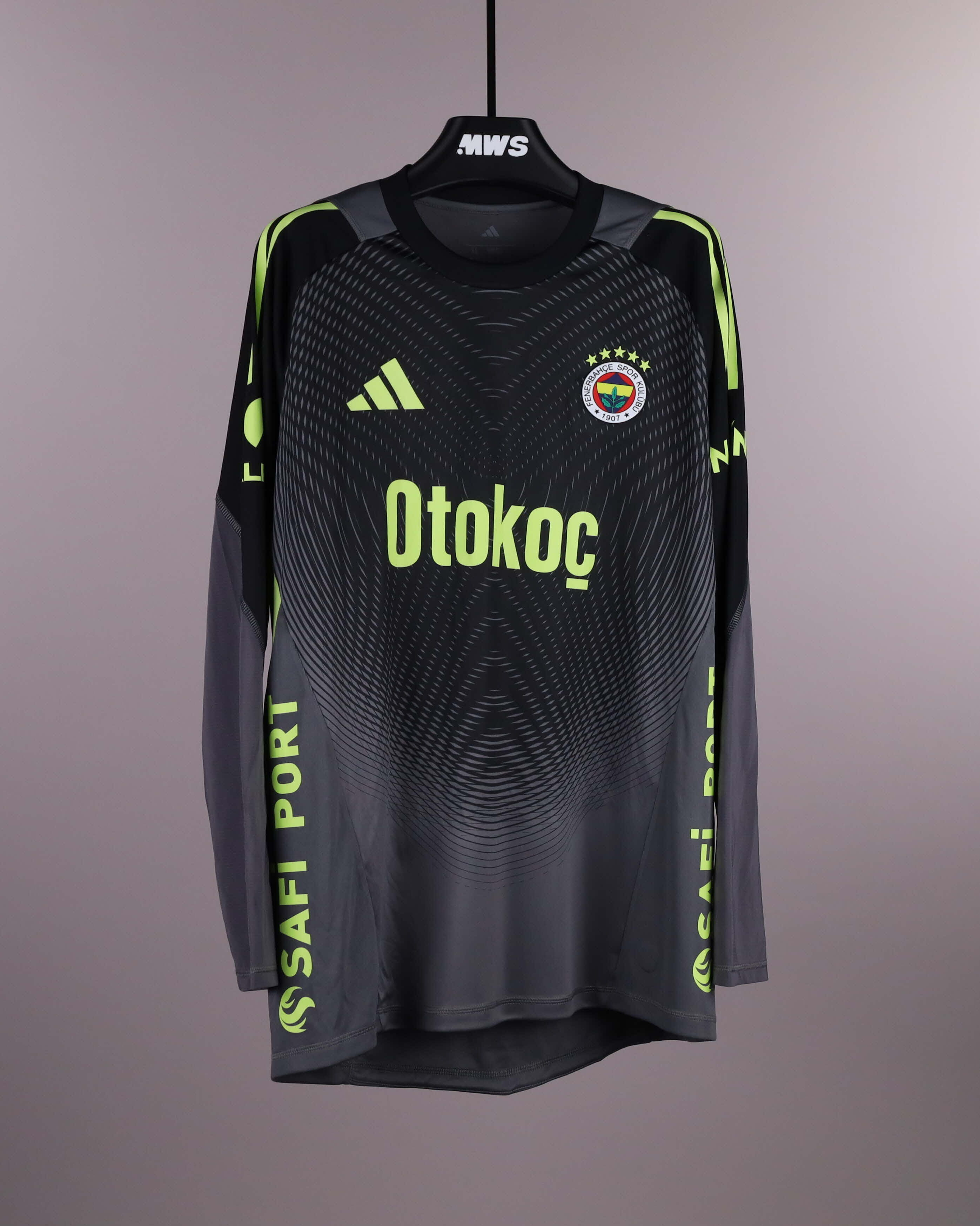 Ederson Santana de Moraes Fenerbahçe shirt