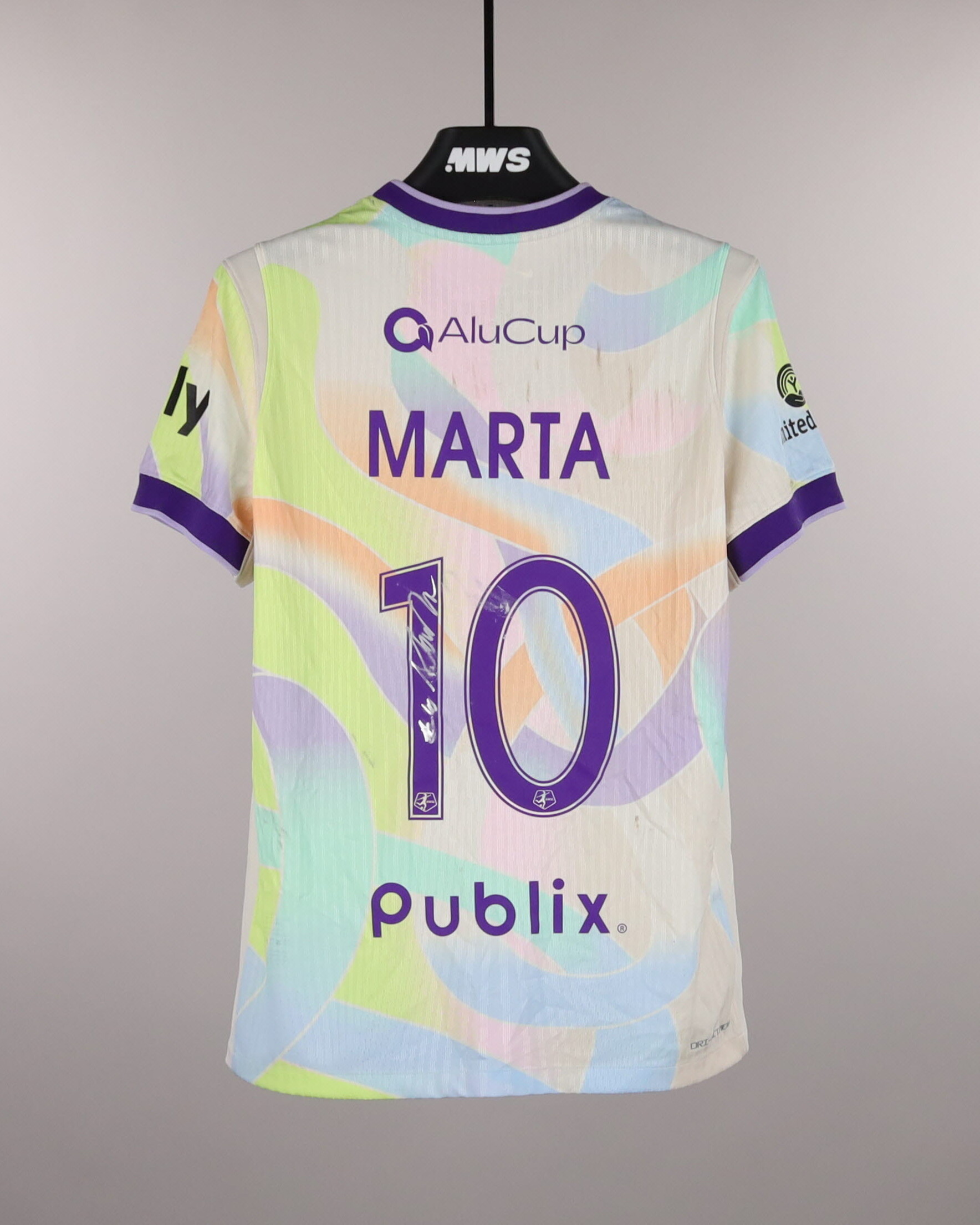 Marta Orlando Pride jersey