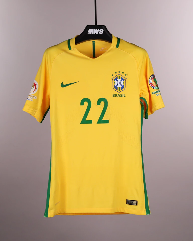 Philippe Coutinho Brazil shirt