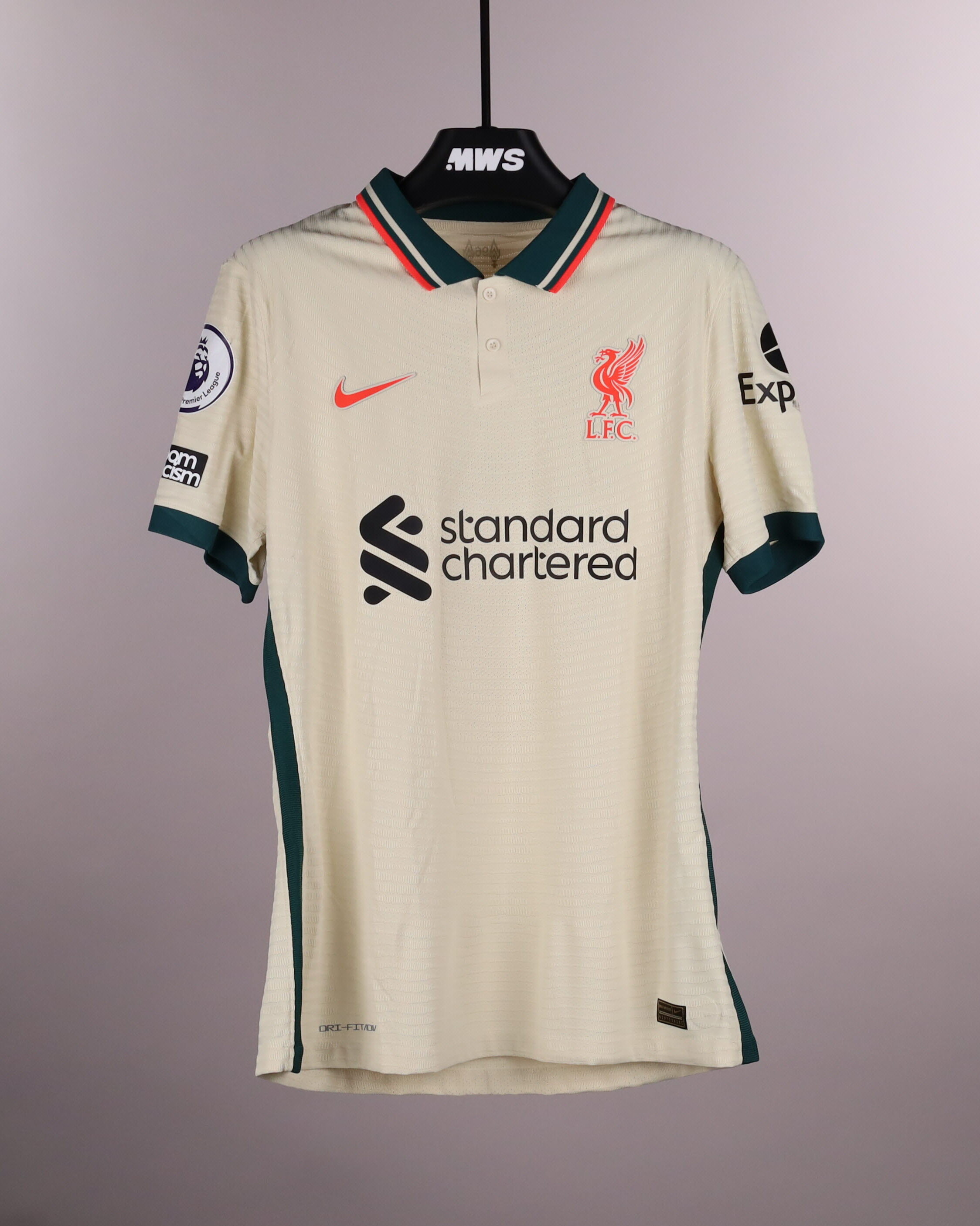 Roberto Firmino  Liverpool shirt