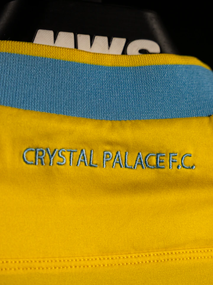 Wilfried Zaha Crystal Palace shirt