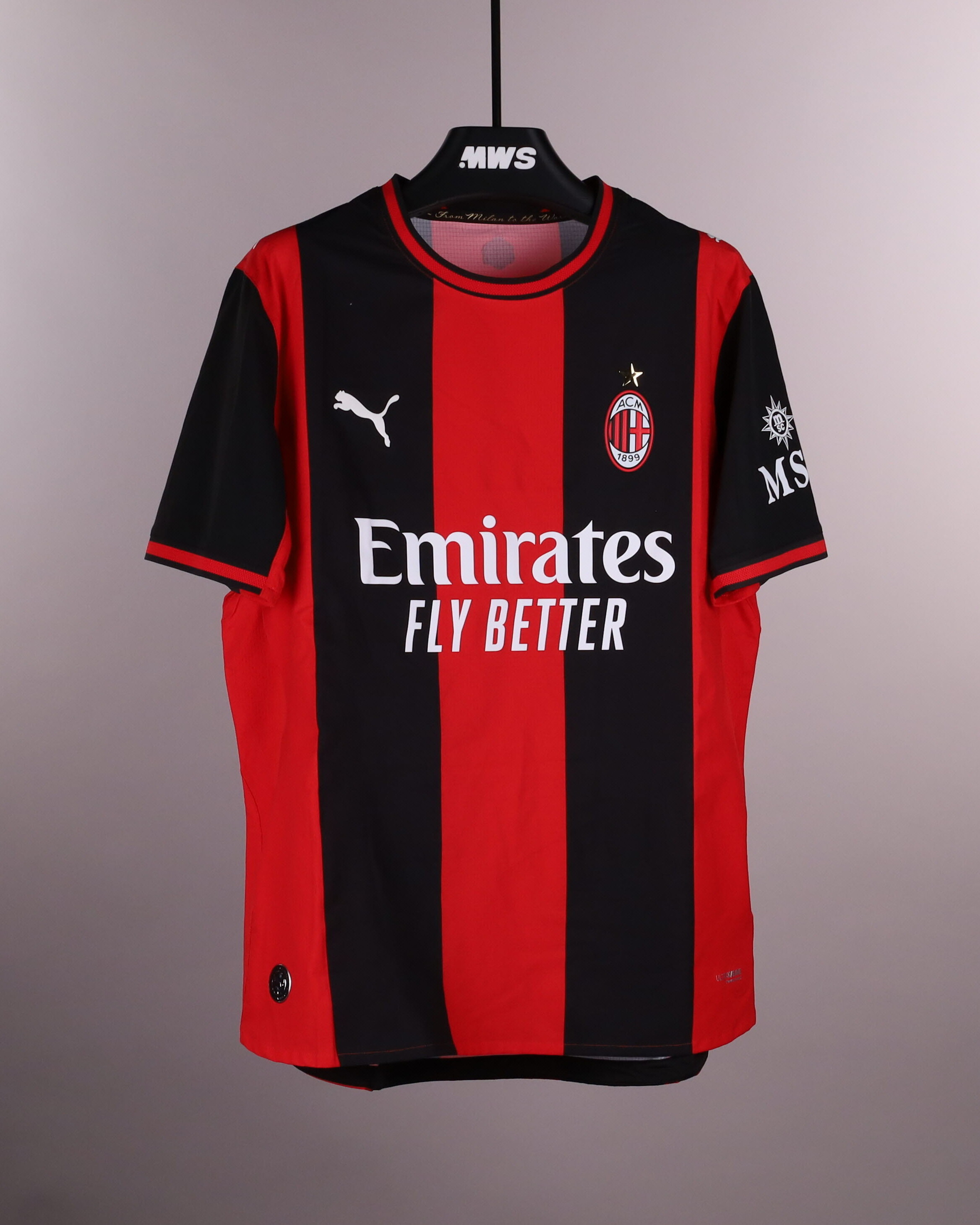 Rafael Leão AC Milan shirt