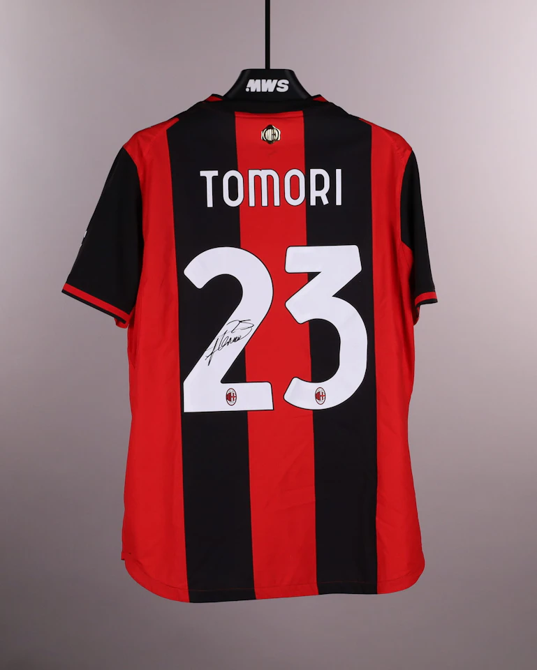 Fikayo Tomori AC Milan shirt