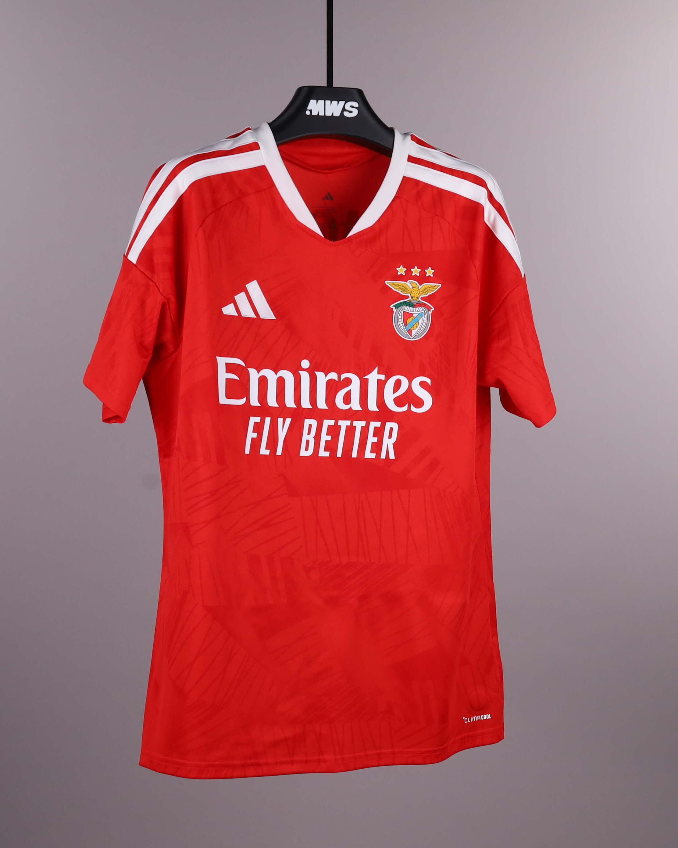 Alexander Bah SL Benfica jersey