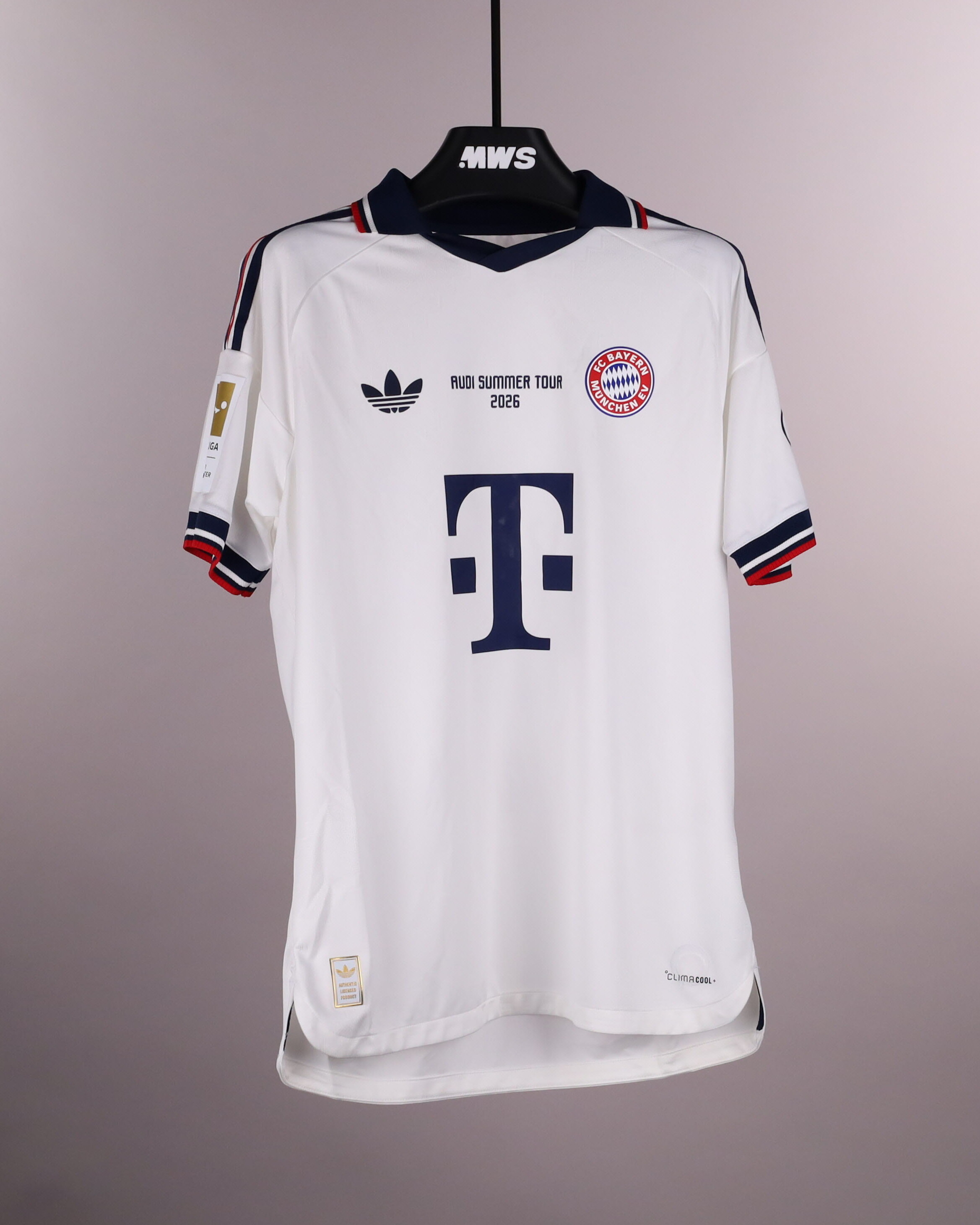 Konrad Laimer FC Bayern München jersey