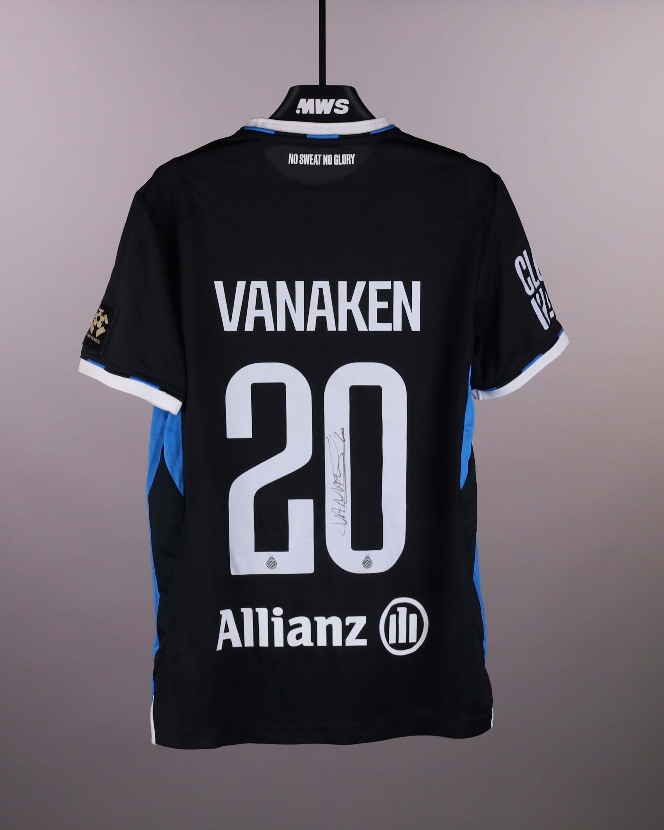 Hans Vanaken Club Brugge shirt