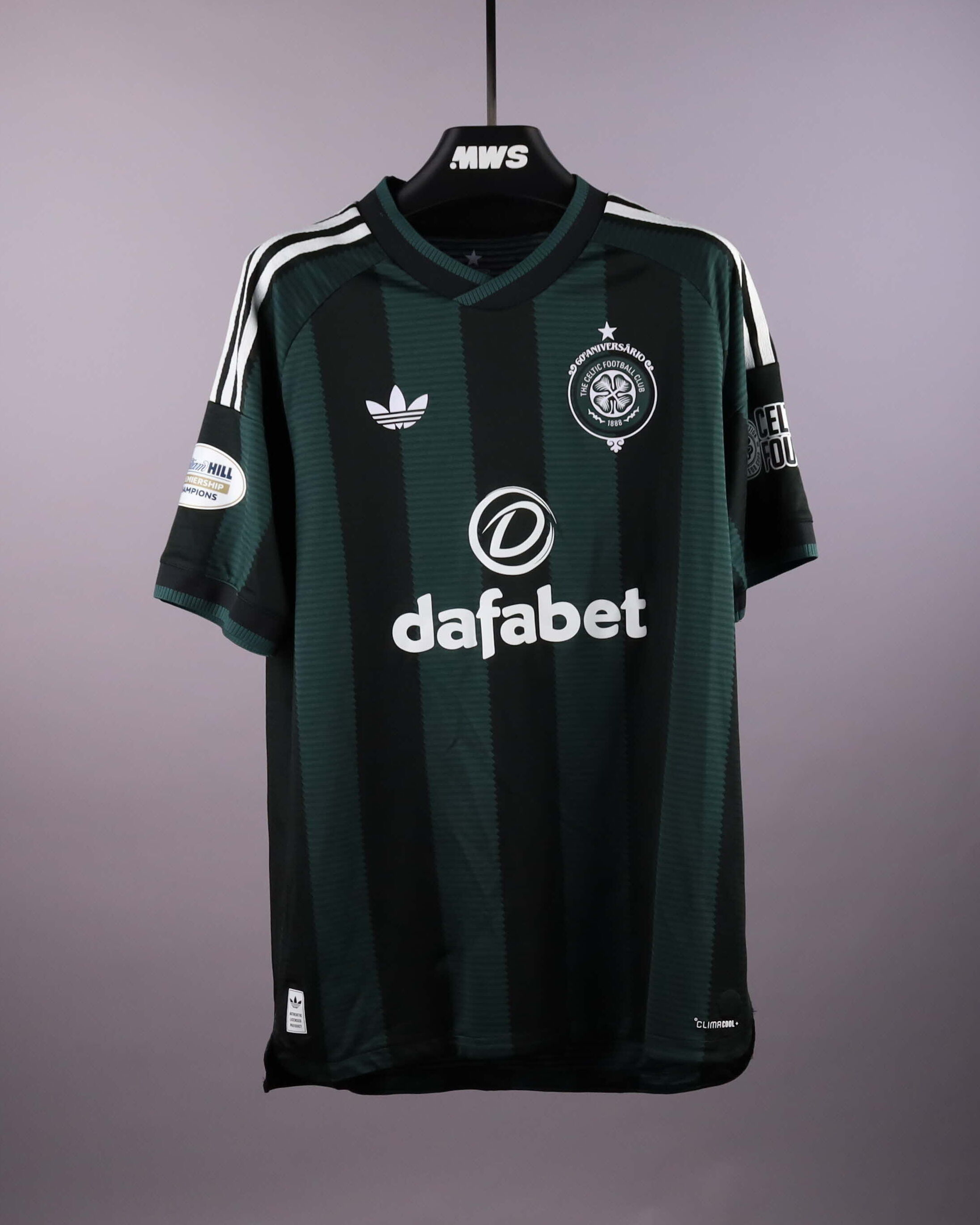 Auston Trusty Celtic のシャツ