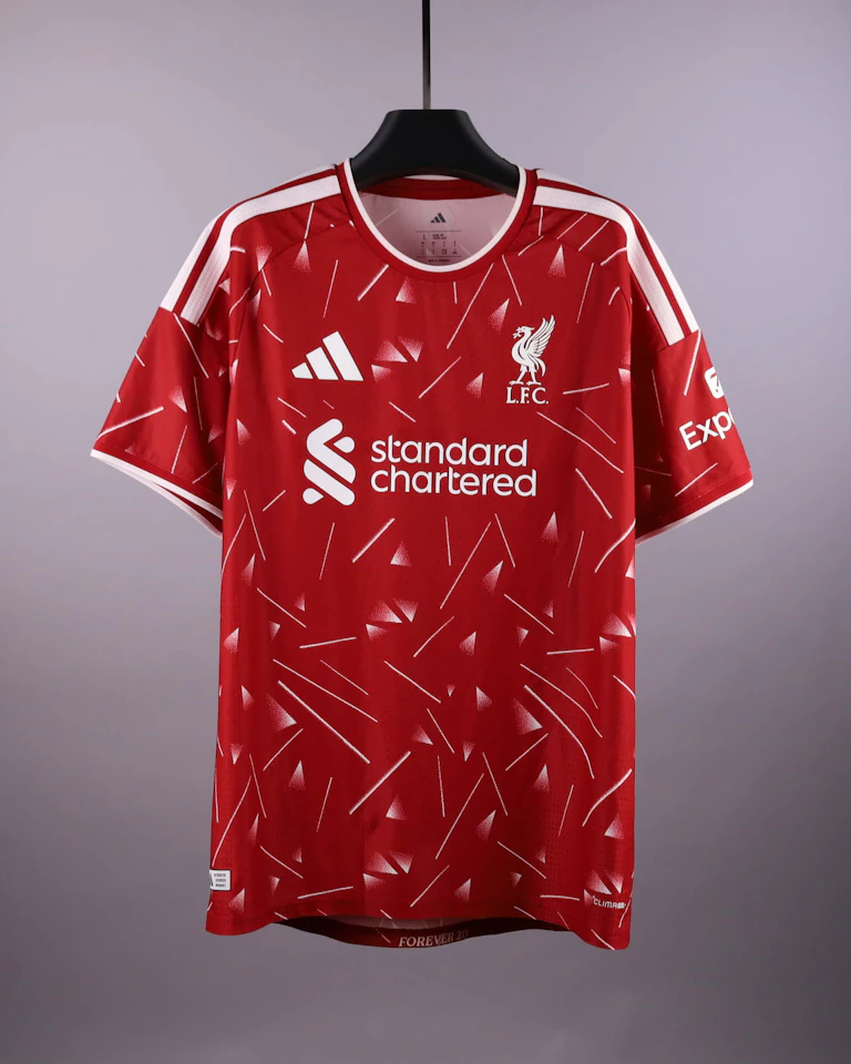 Dominik Szoboszlai Liverpool camisa.