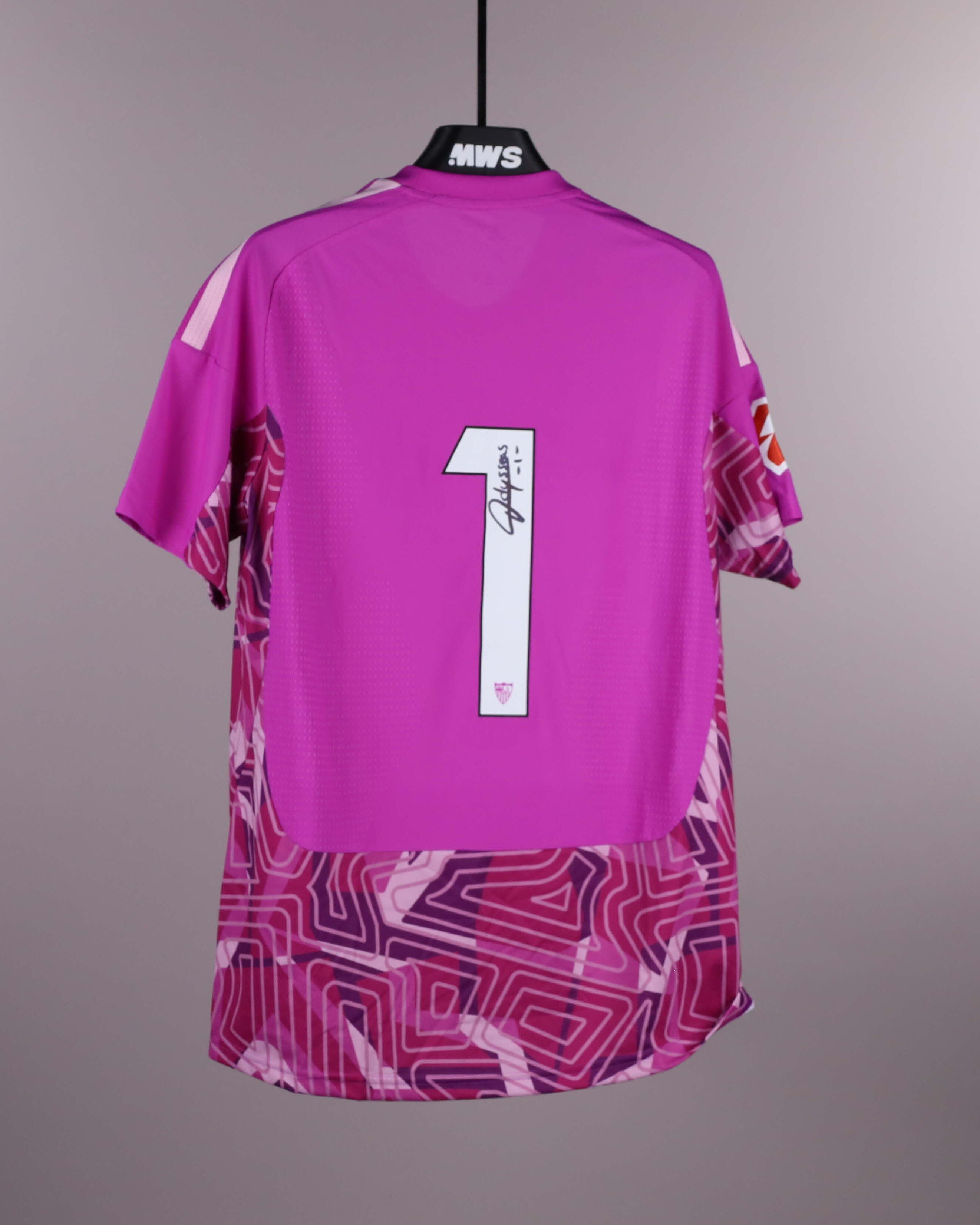 Odysseas Vlachodimos Sevilla FC shirt
