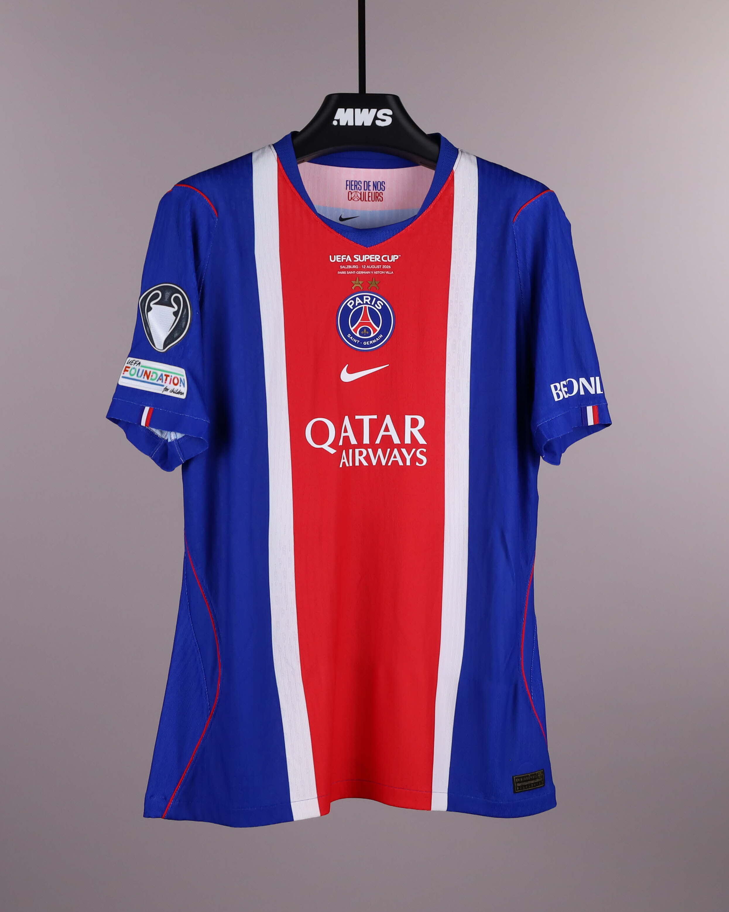 Lucas Hernández Paris Saint-Germain shirt