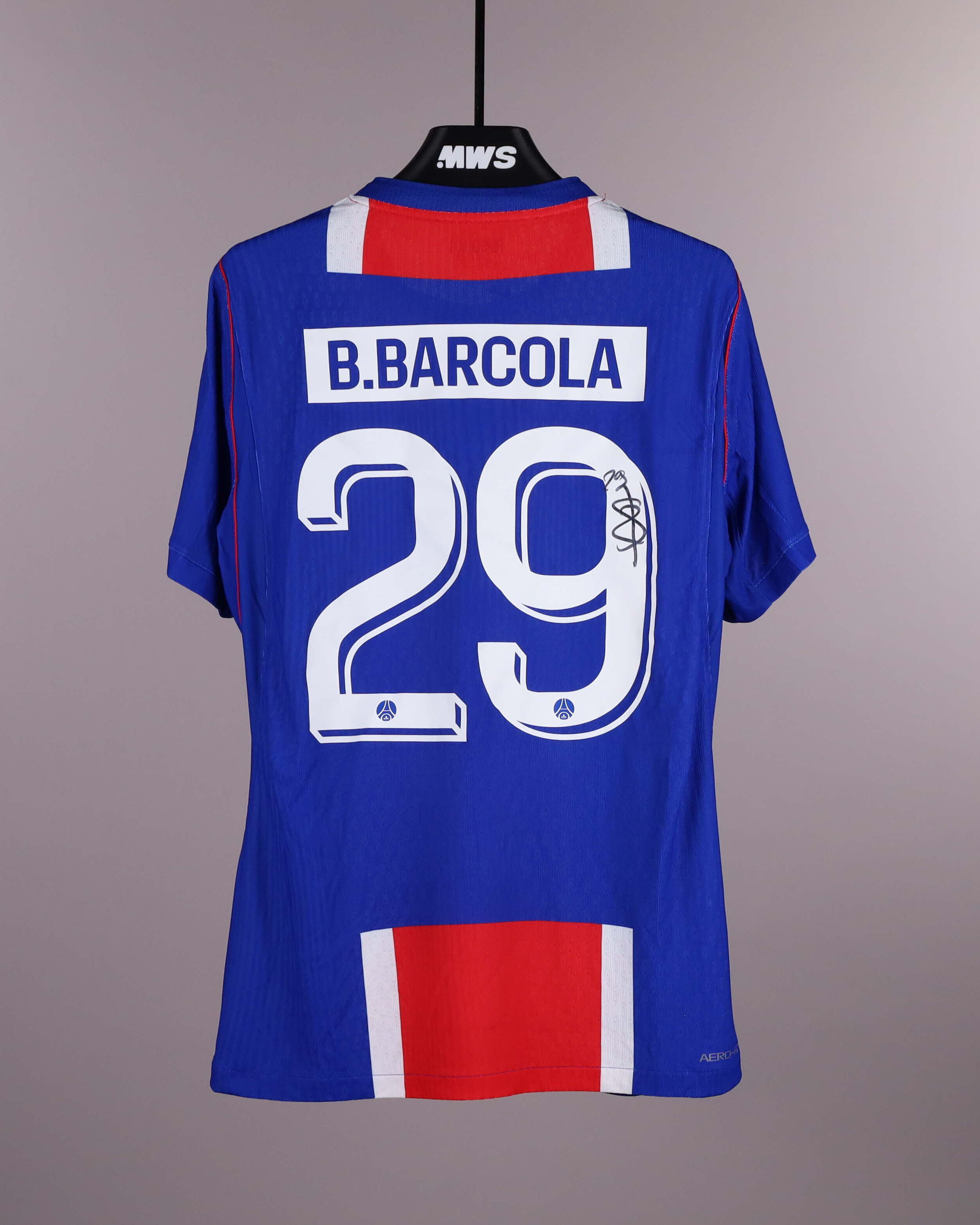 Bradley Barcola Paris Saint-Germain shirt