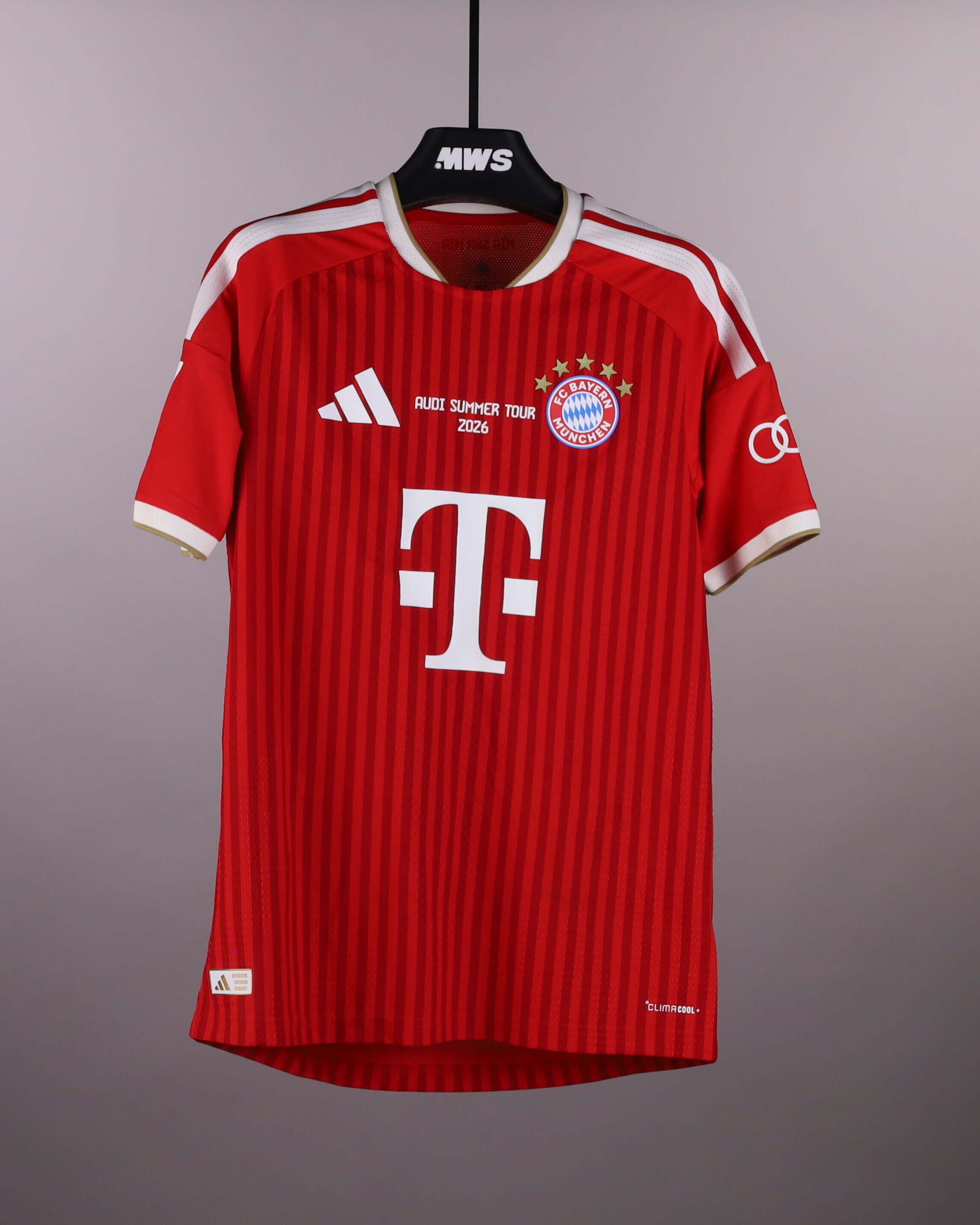 Tom Bischof FC Bayern München shirt