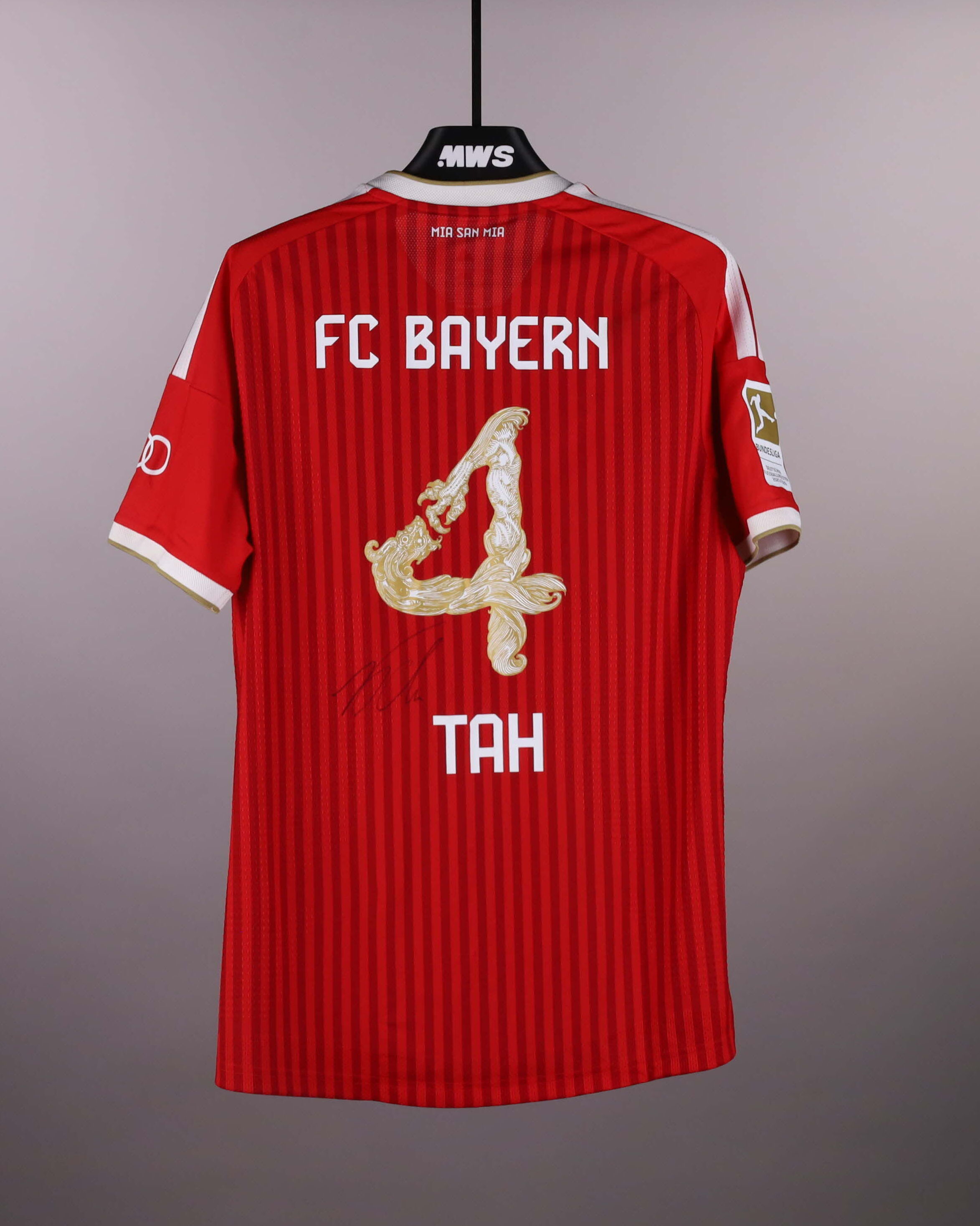 Jonathan Tah FC Bayern München shirt