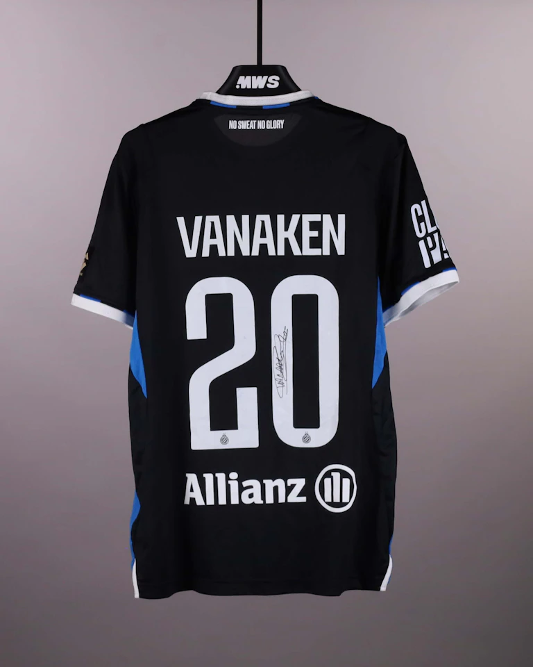Hans Vanaken Club Brugge shirt