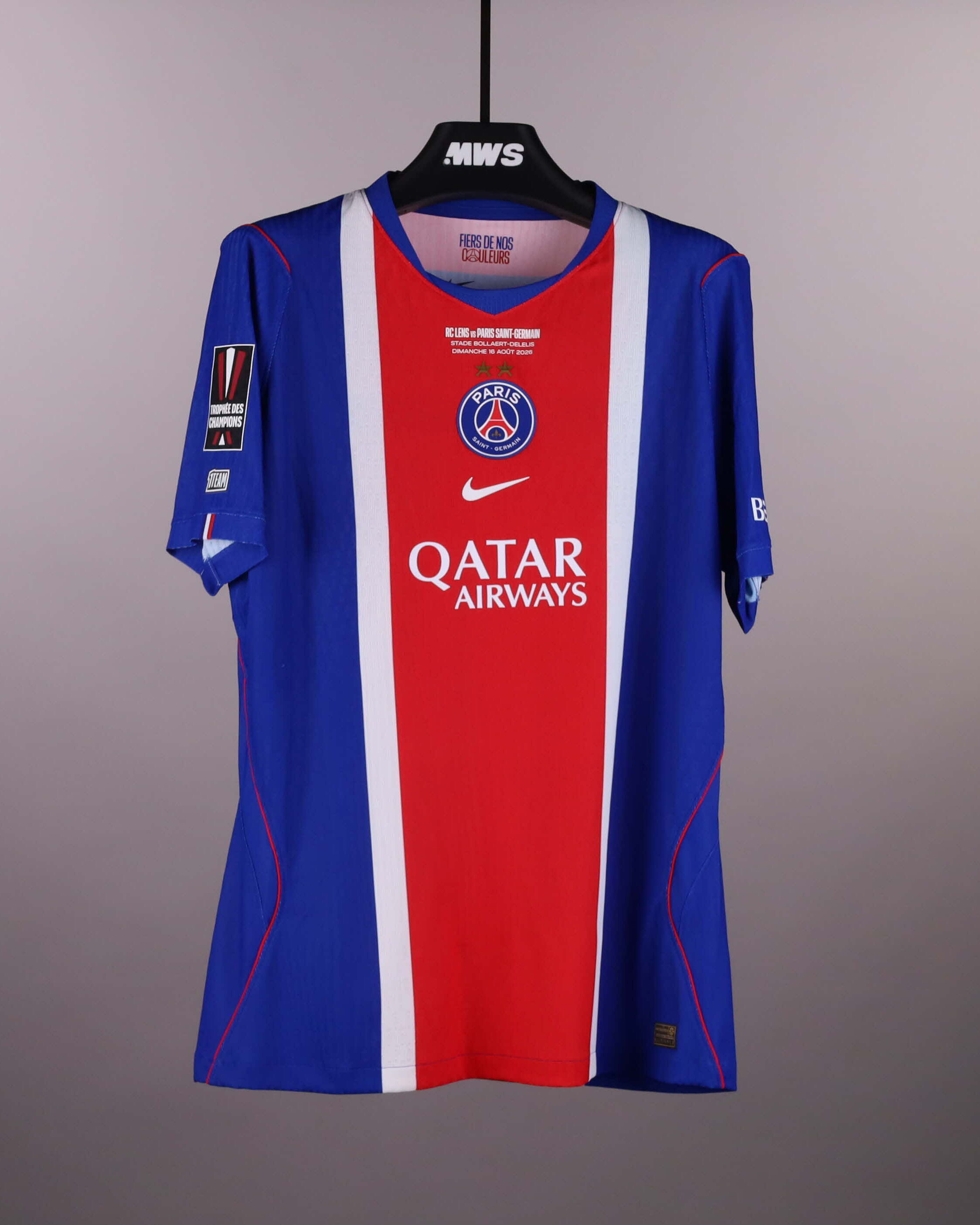 Lucas Hernández Paris Saint-Germain shirt