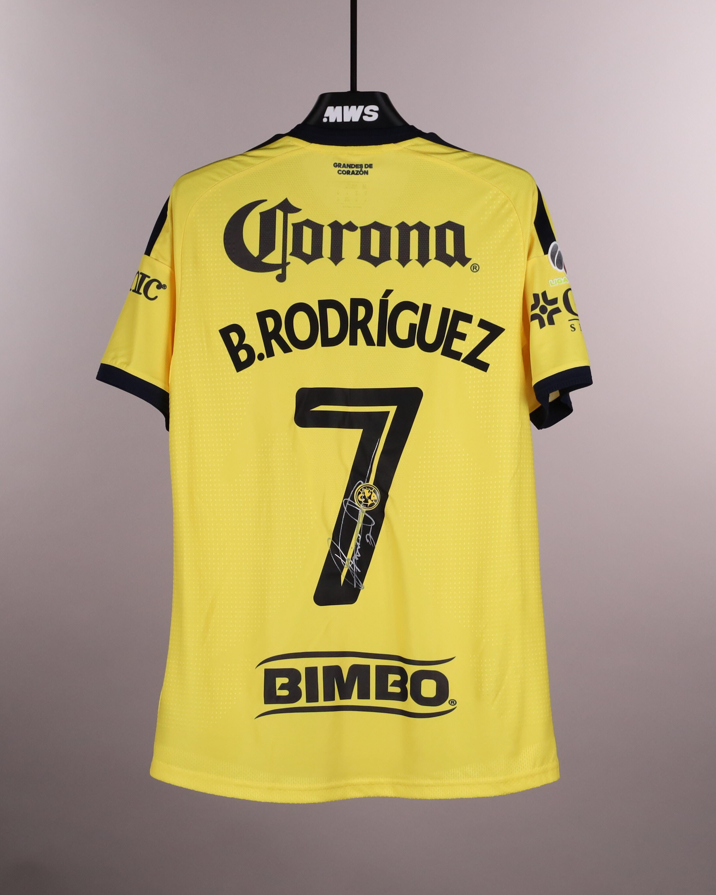 Brian Rodríguez Club América jersey