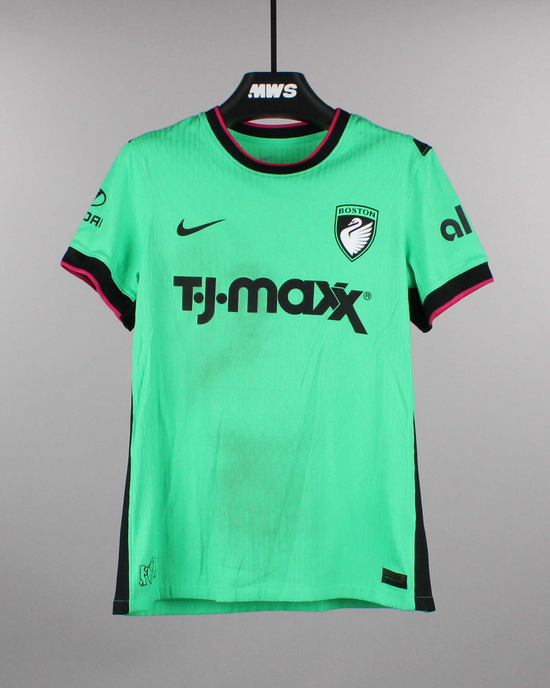 Barbara Olivieri Boston Legacy FC shirt