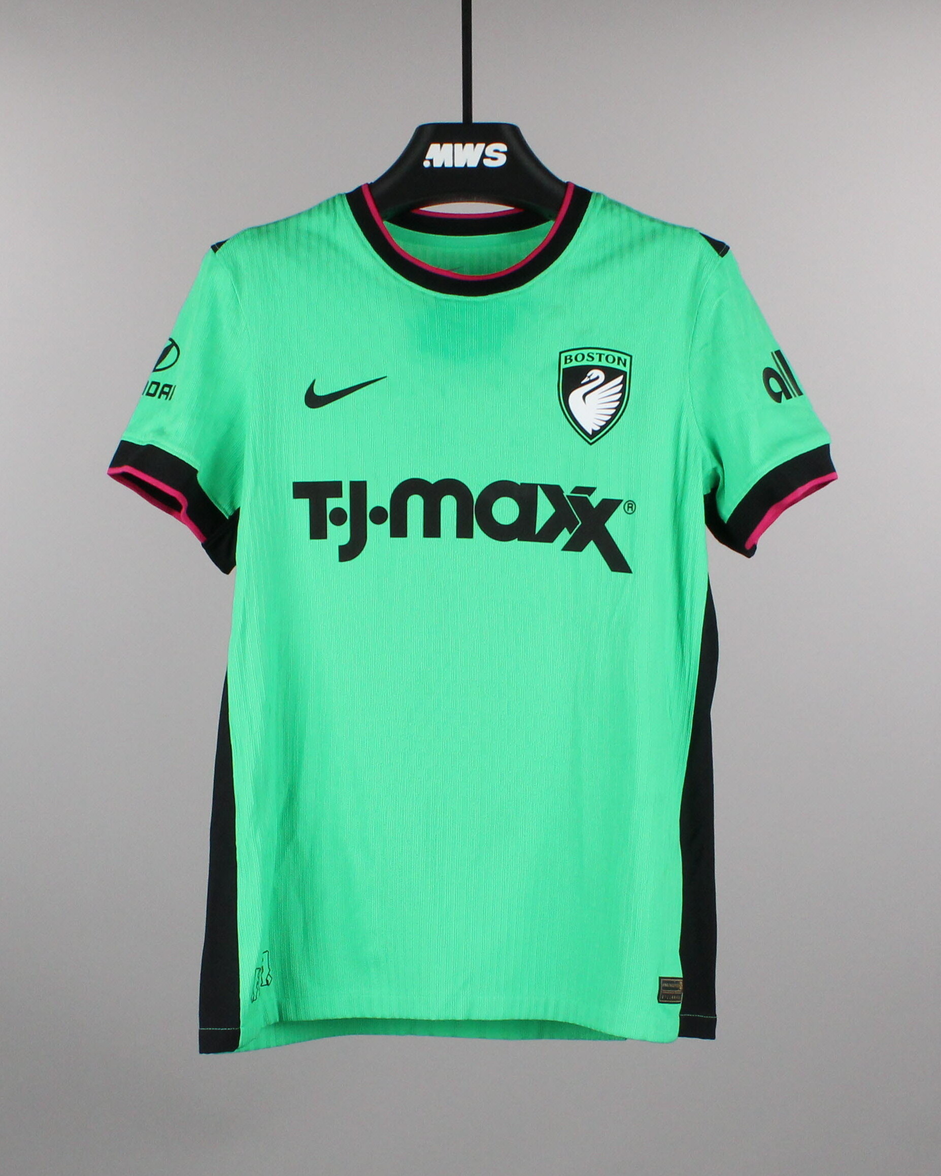 Aïssata Traoré Boston Legacy FC shirt
