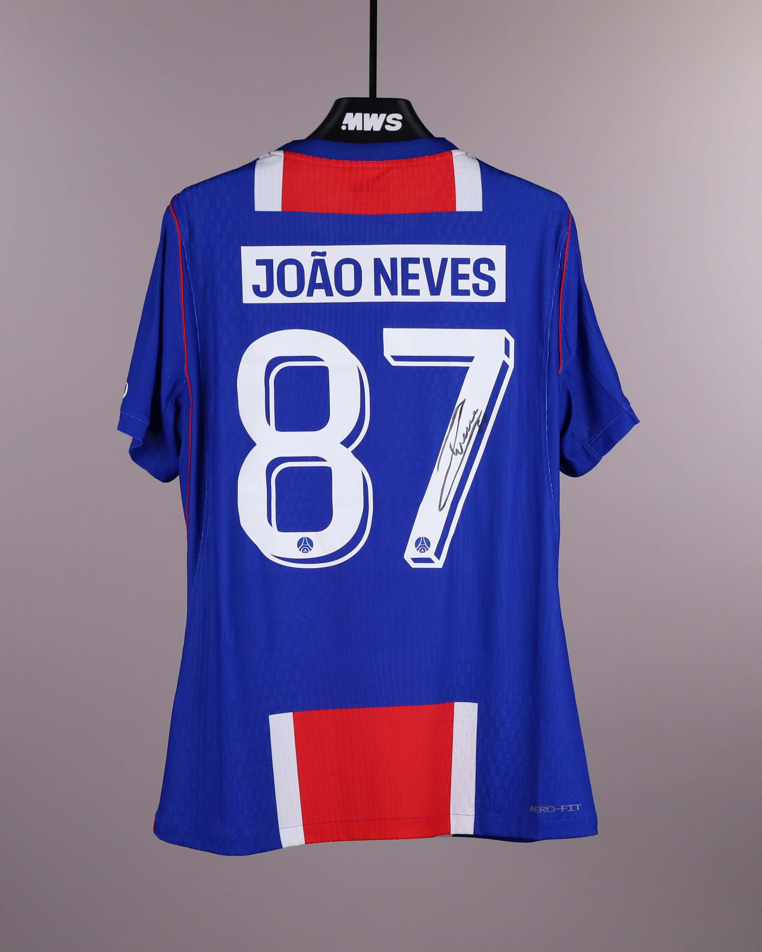 João Neves Paris Saint-Germain shirt