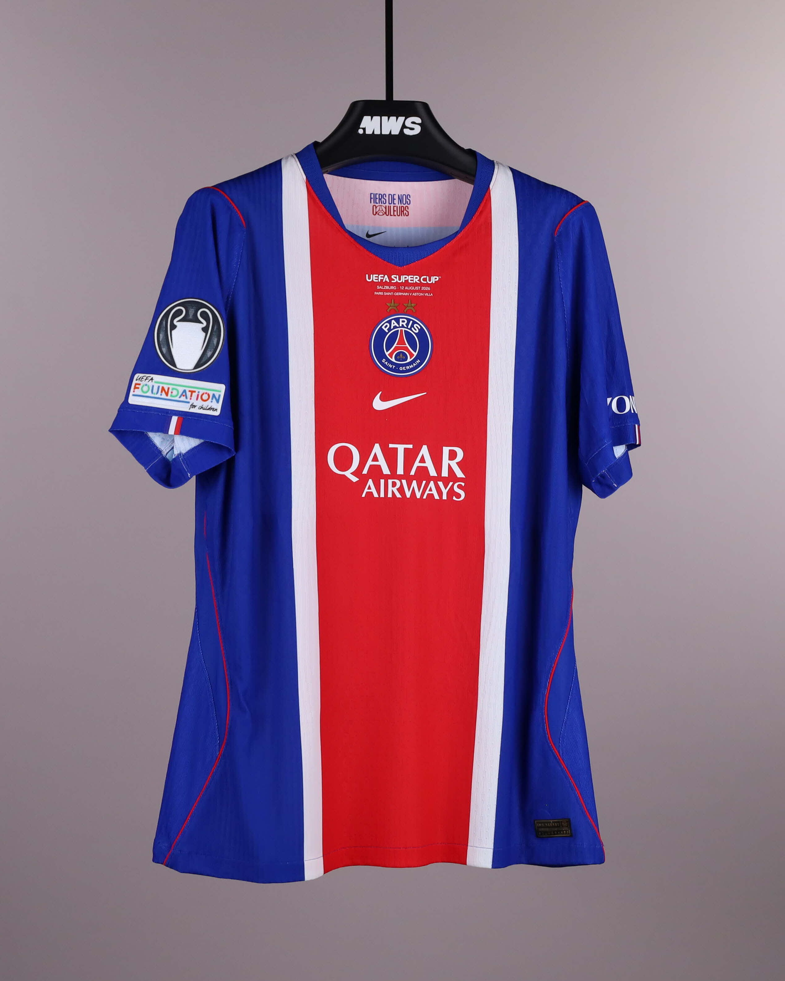 João Neves Paris Saint-Germain shirt