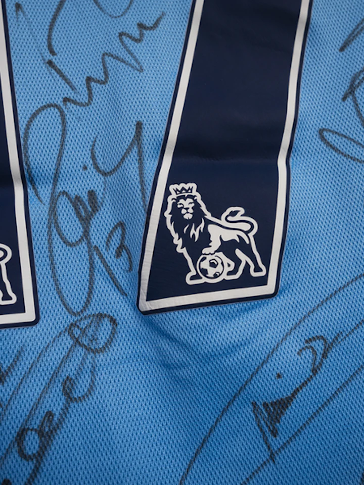 Kevin De Bruyne Manchester City shirt