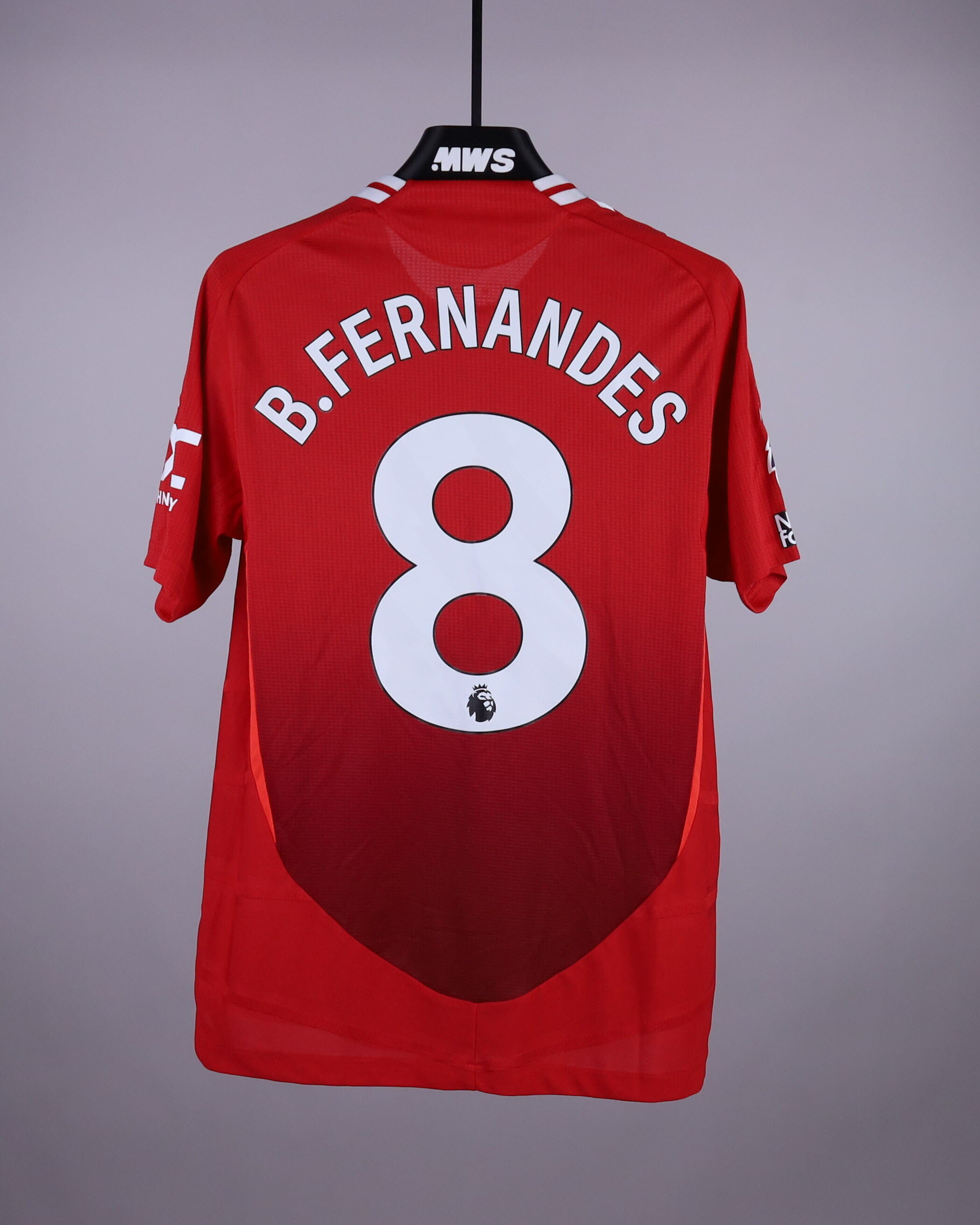 Bruno Fernandes Manchester United shirt