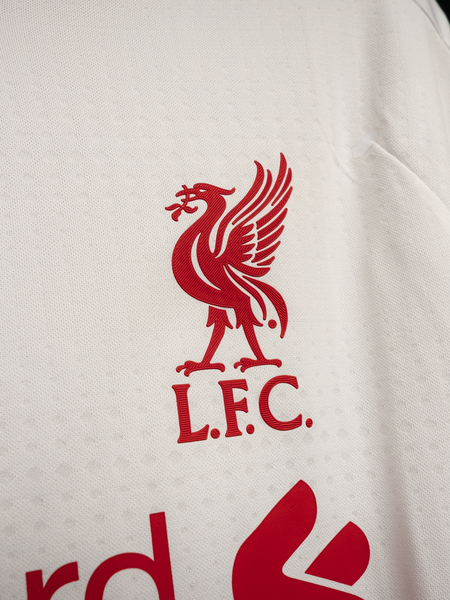 来自Liverpool的James Milner球衣