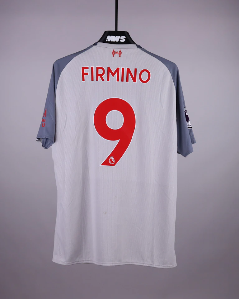 Roberto Firmino  Liverpool shirt