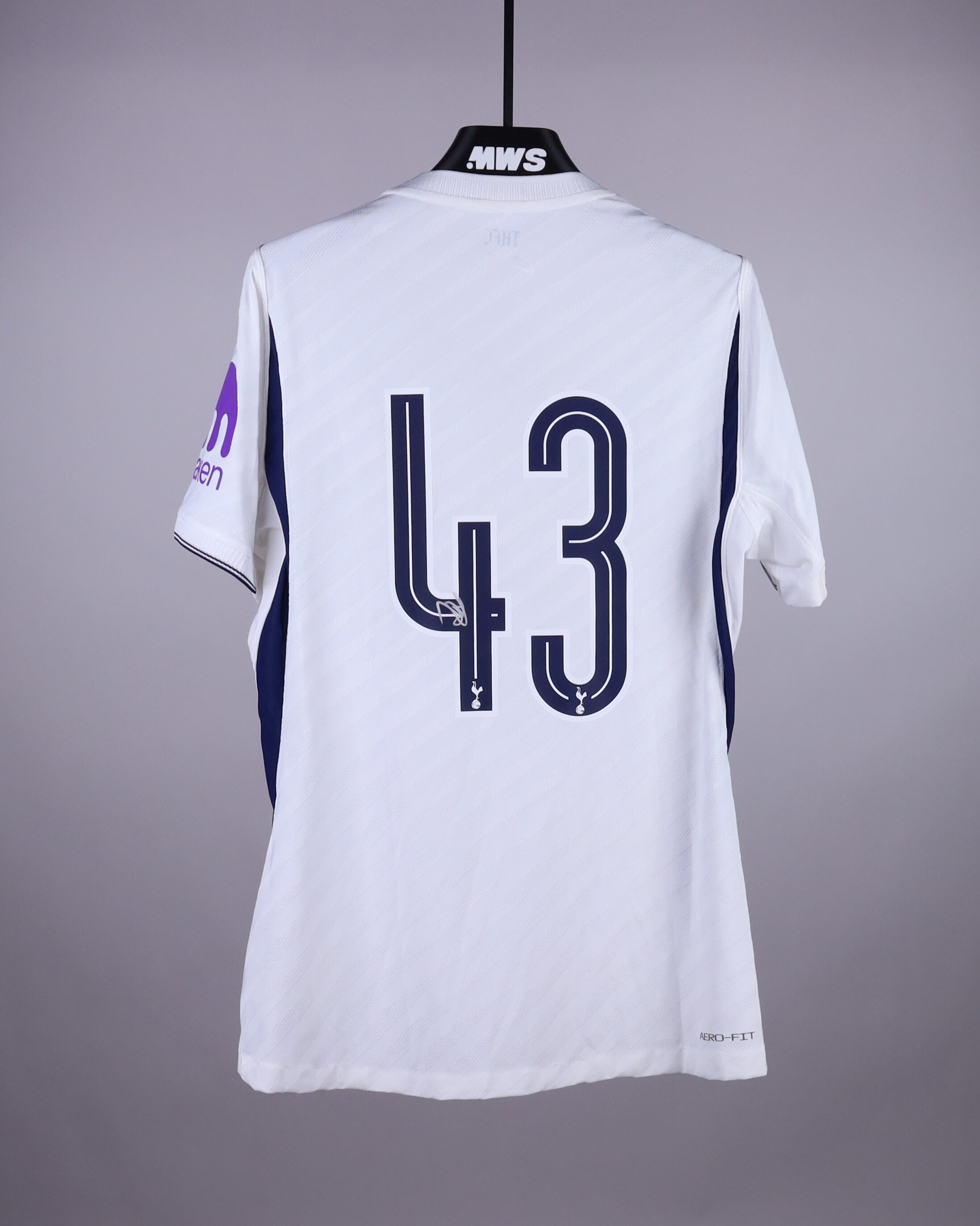 トッテナム・ホットスパーのユニフォーム 2026/27 | MatchWornShirt