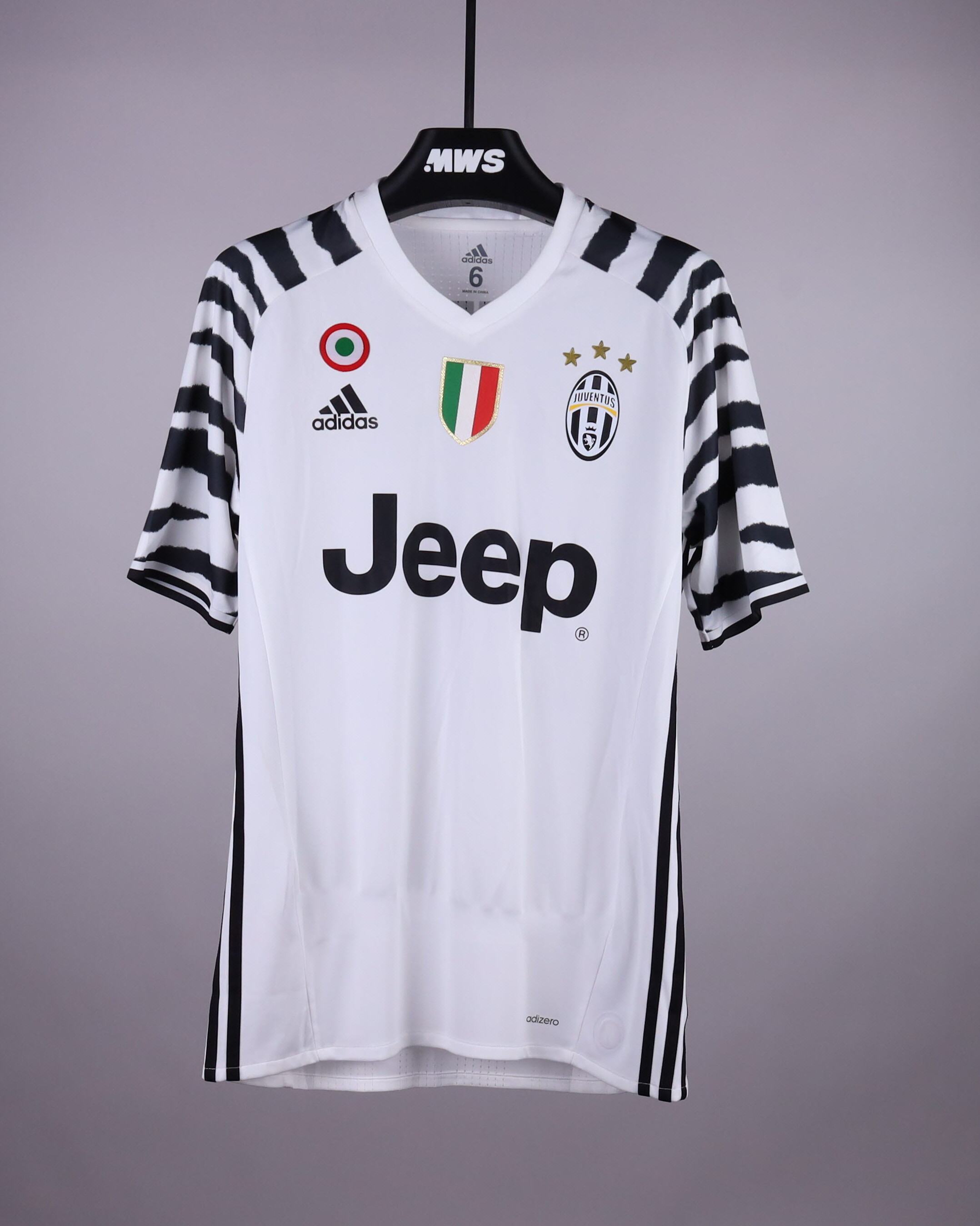 Stephan Lichtsteiner | Juventus FC