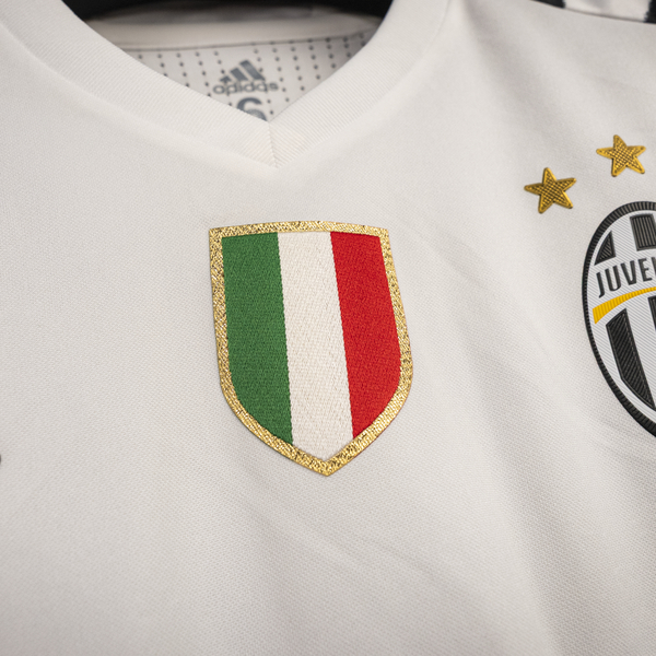 Stephan Lichtsteiner | Juventus FC