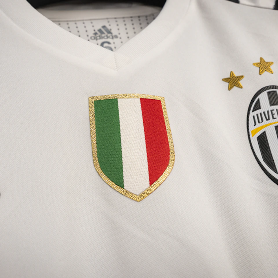 Stephan Lichtsteiner | Juventus FC
