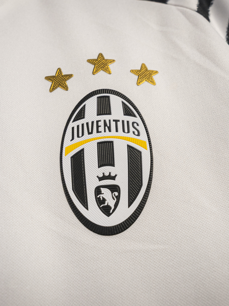 Stephan Lichtsteiner | Juventus FC