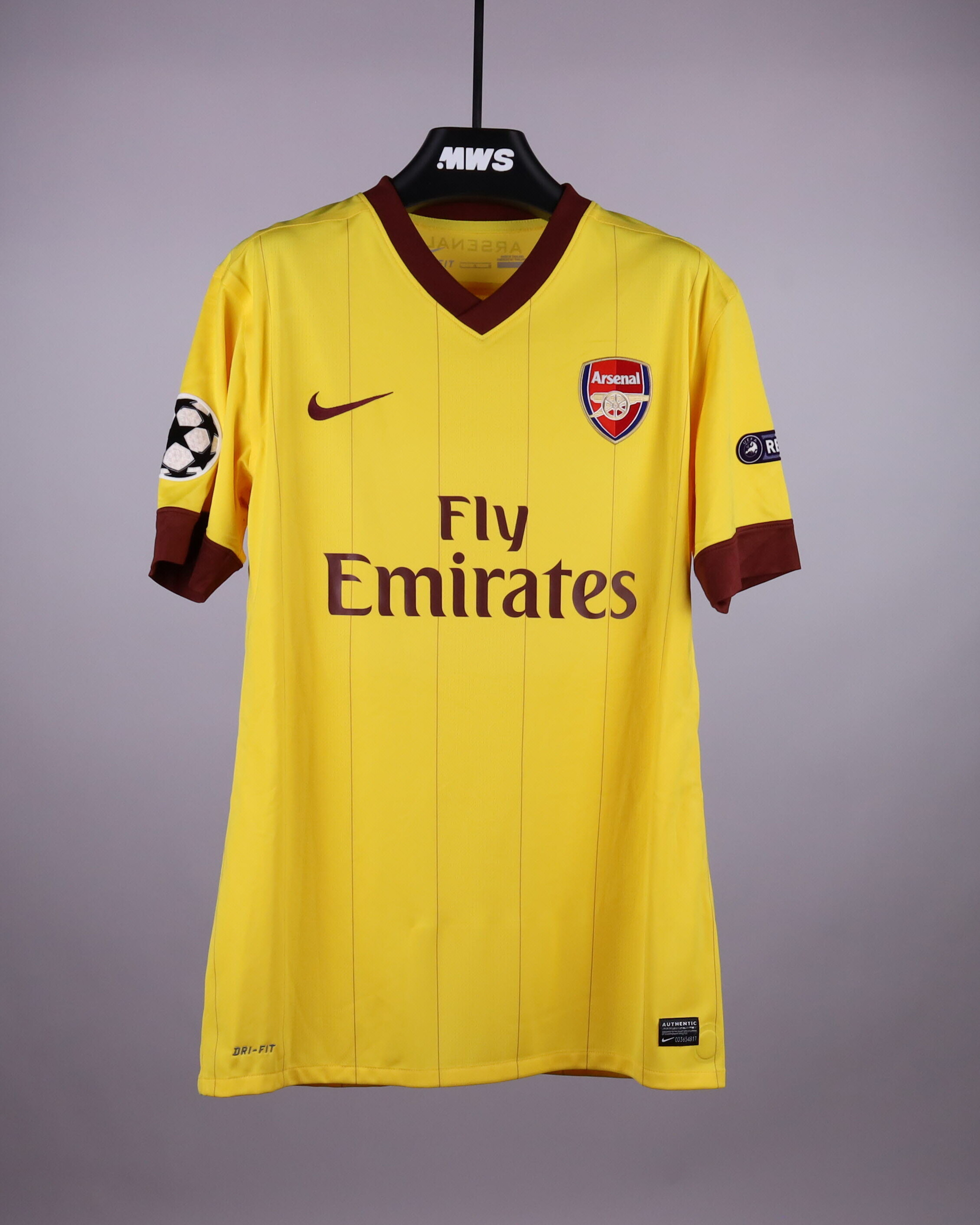 Robin van Persie Arsenal shirt
