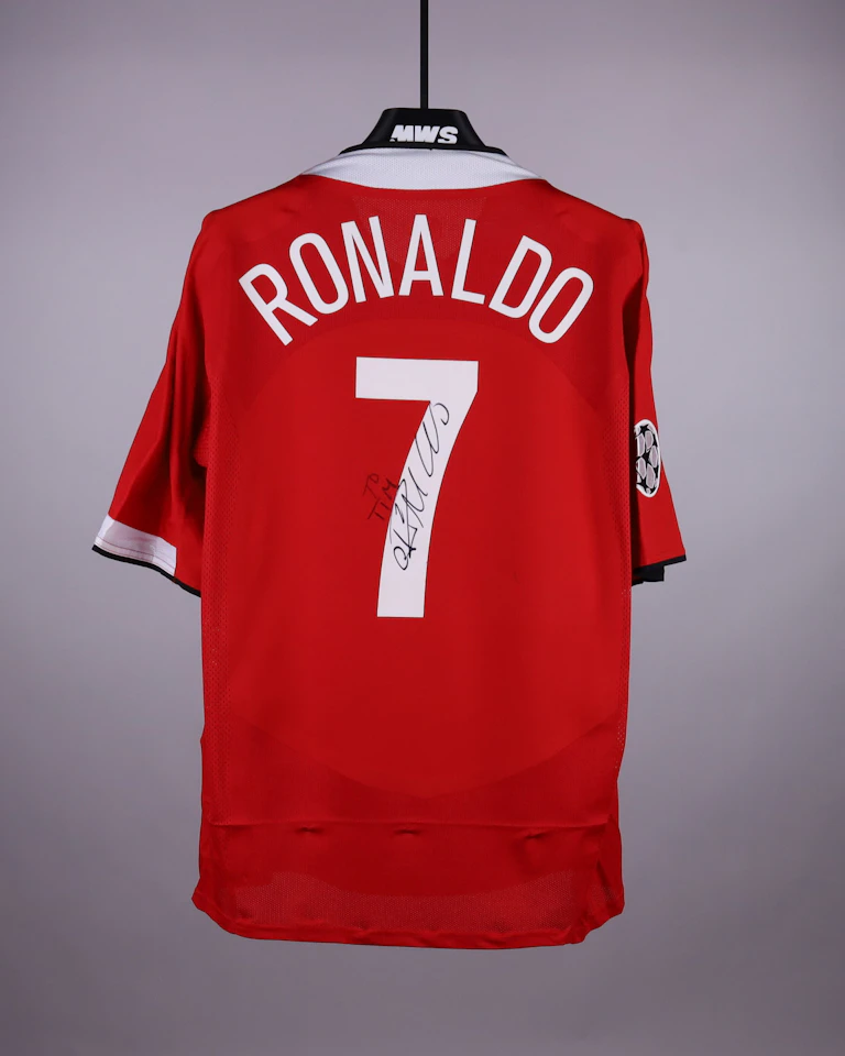 Cristiano Ronaldo Manchester United shirt