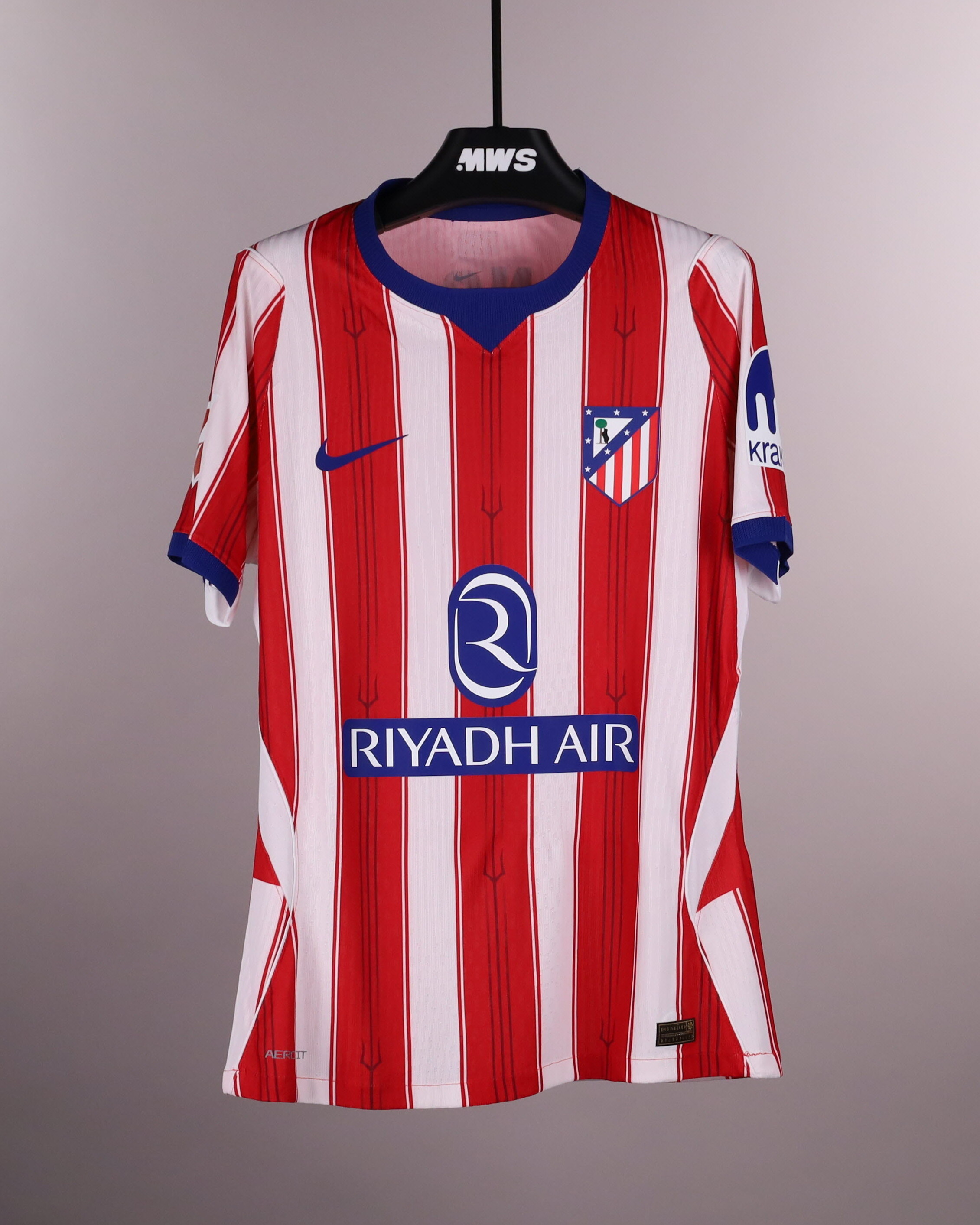 Kang-In Lee 이강인 Atlético de Madrid shirt