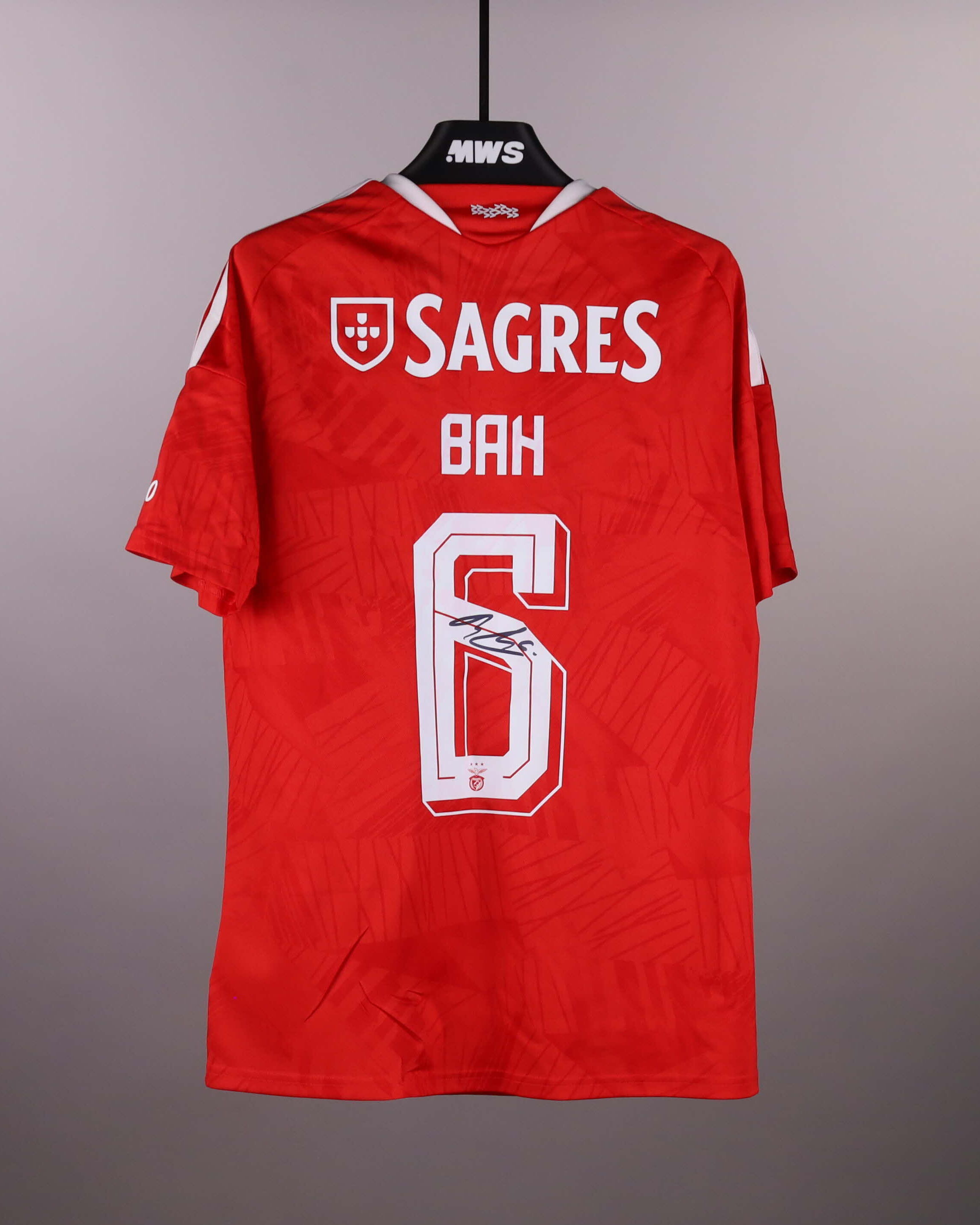 Alexander Bah SL Benfica jersey