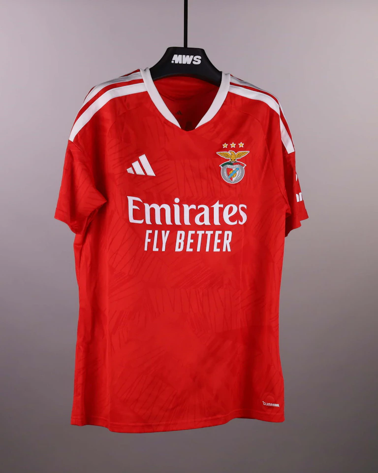 Alexander Bah SL Benfica jersey