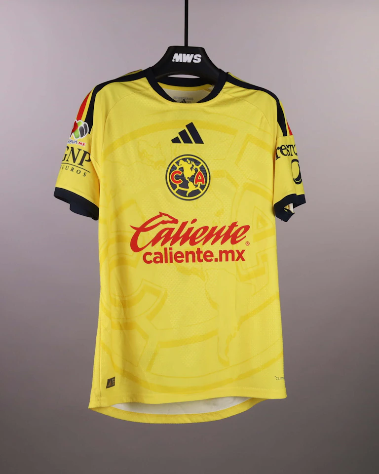 Alan Cervantes Club América jersey