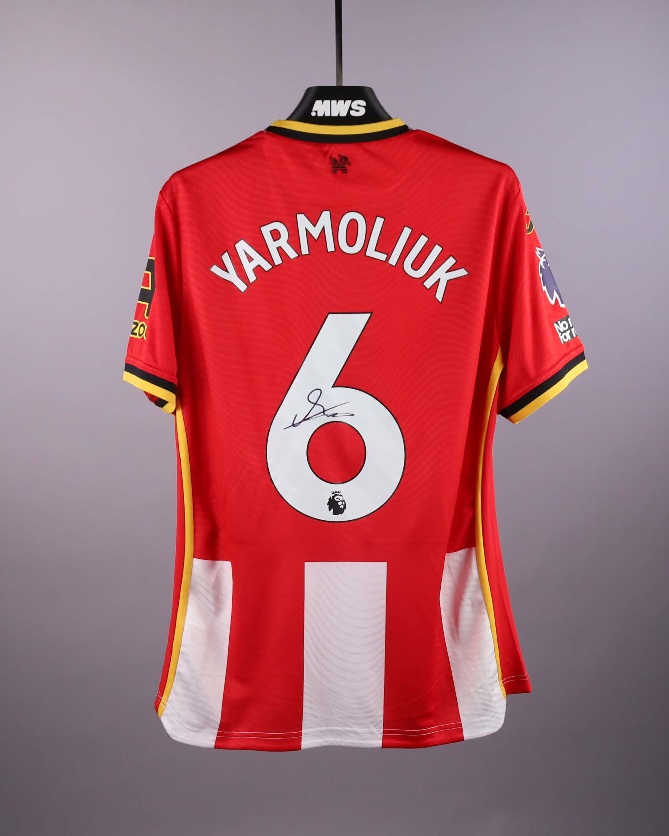 Yehor Yarmolyuk Brentford shirt
