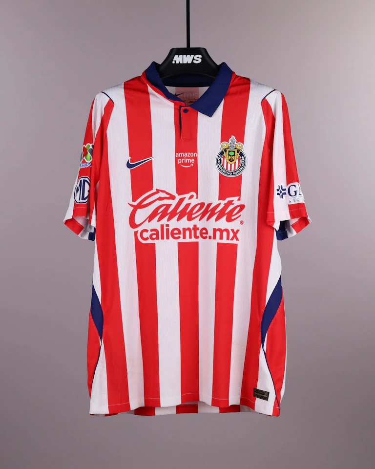 Fernando González Pineda Chivas Guadalajara jersey